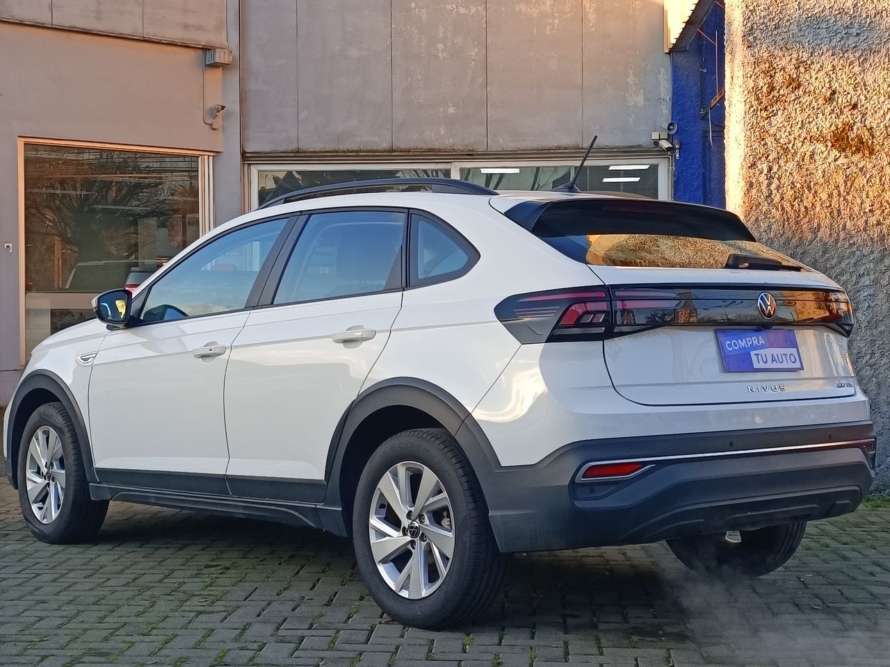 VOLKSWAGEN - 5