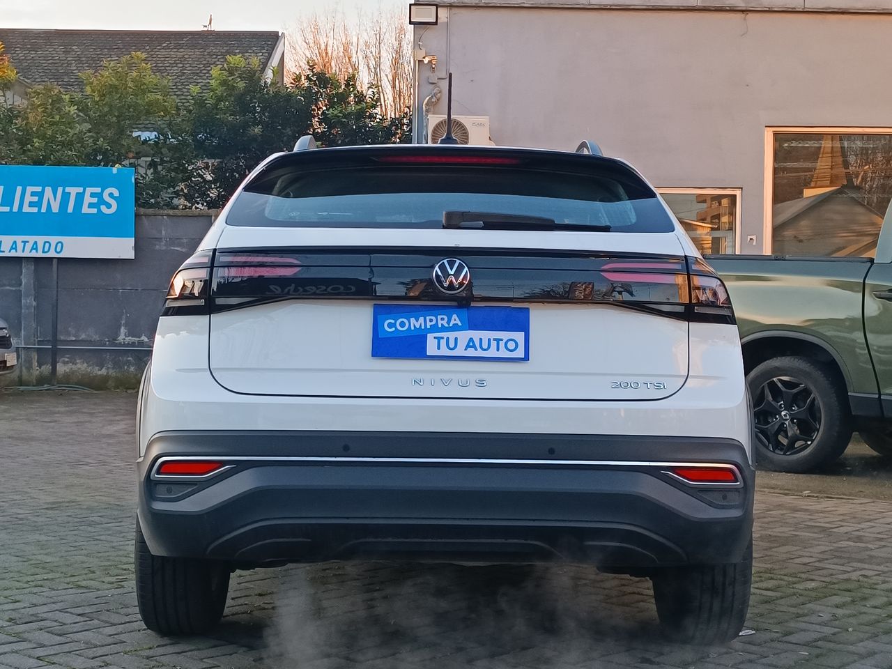 VOLKSWAGEN - 6