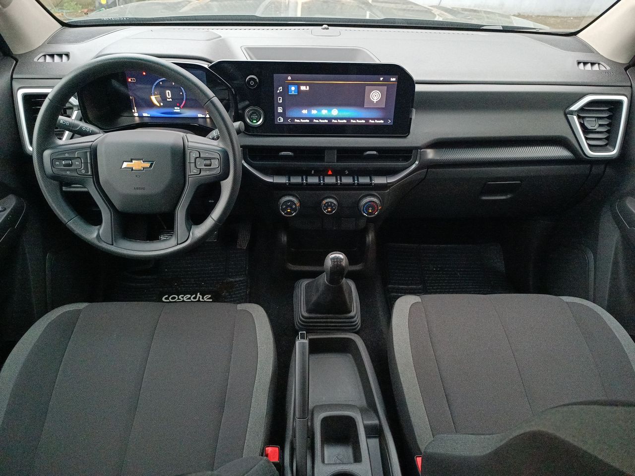 CHEVROLET - 32