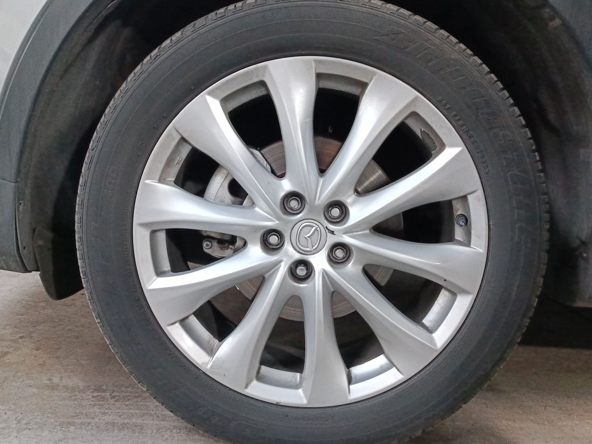 car-detail-image