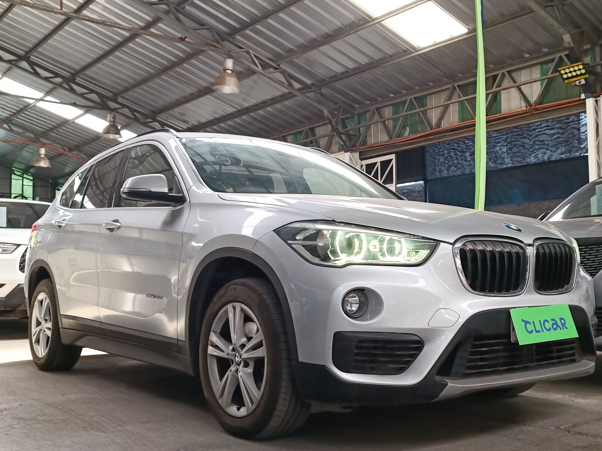 BMW - 1