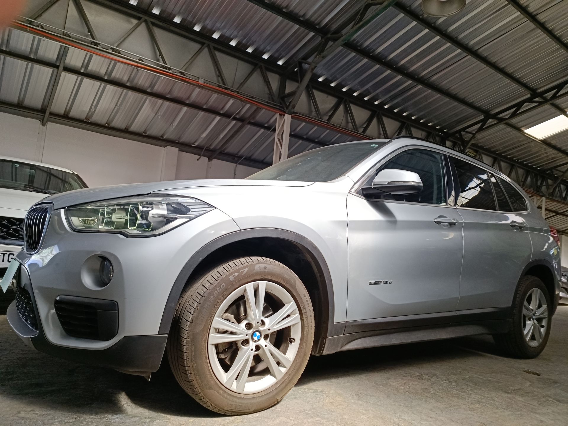 BMW - 3