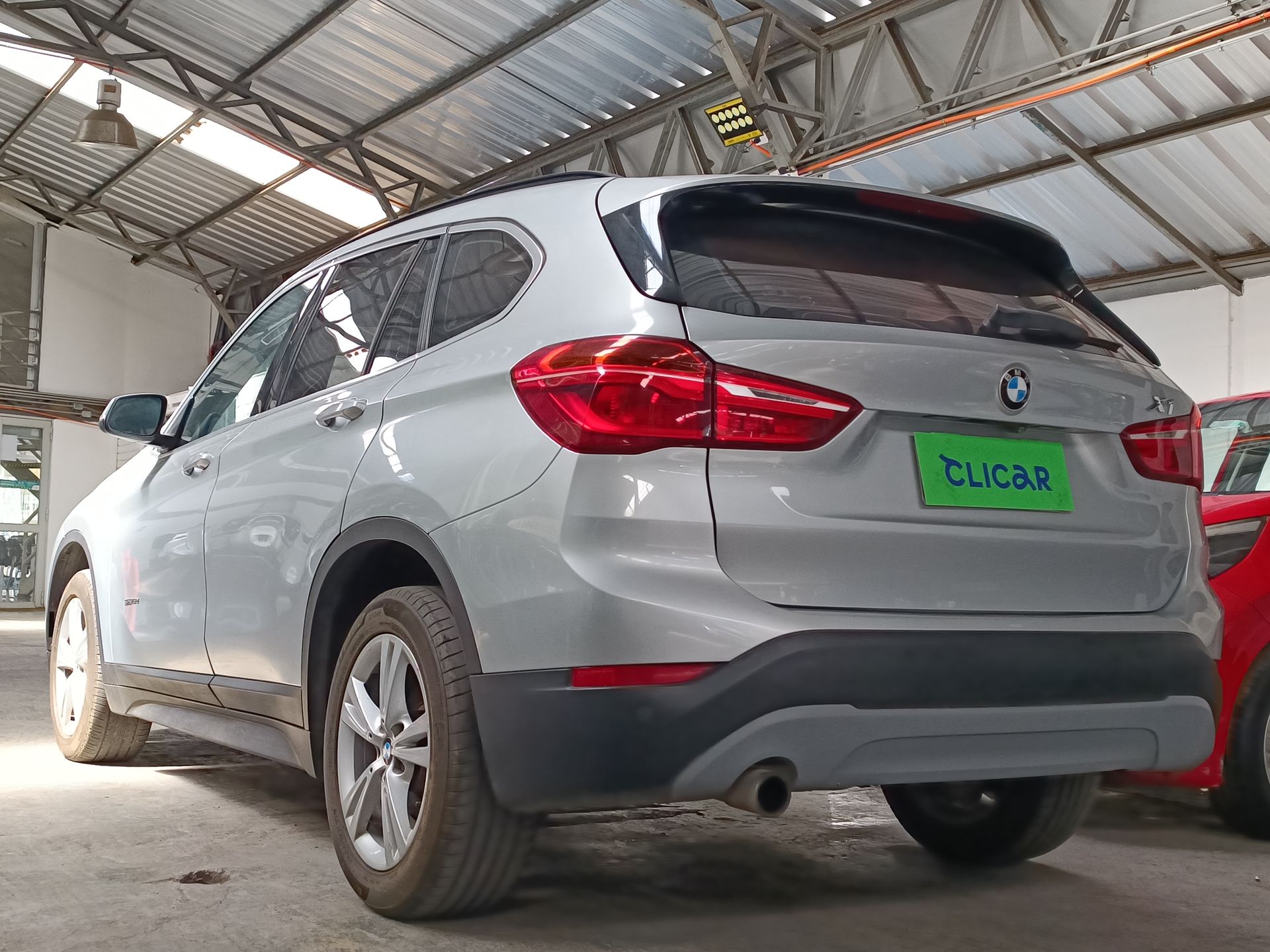 BMW - 5
