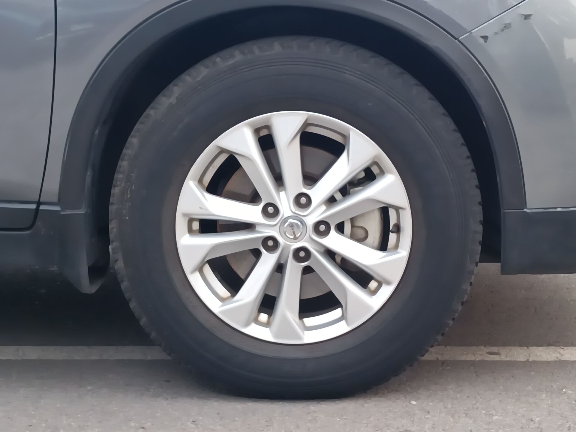 NISSAN - 17