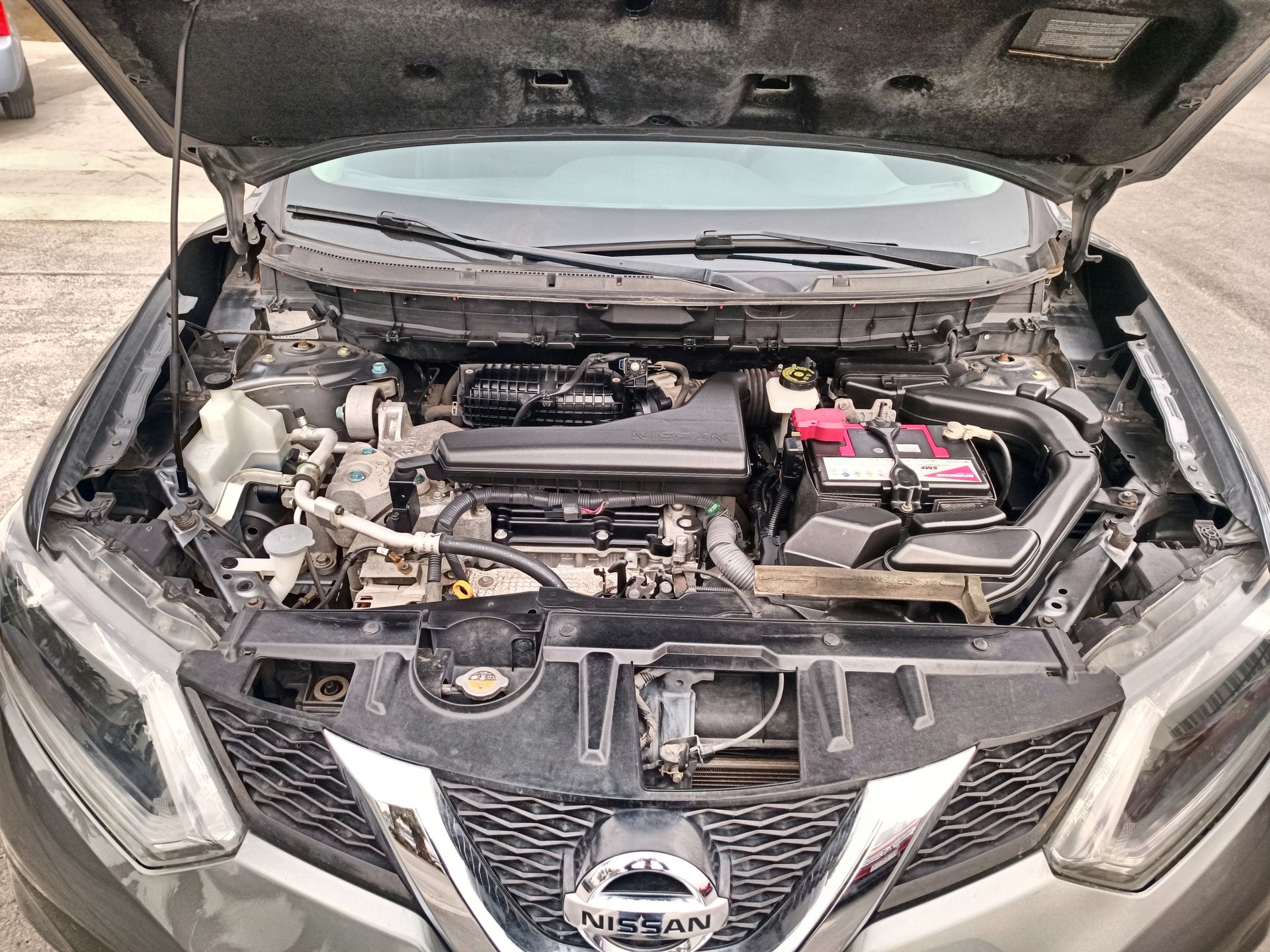 NISSAN - 32