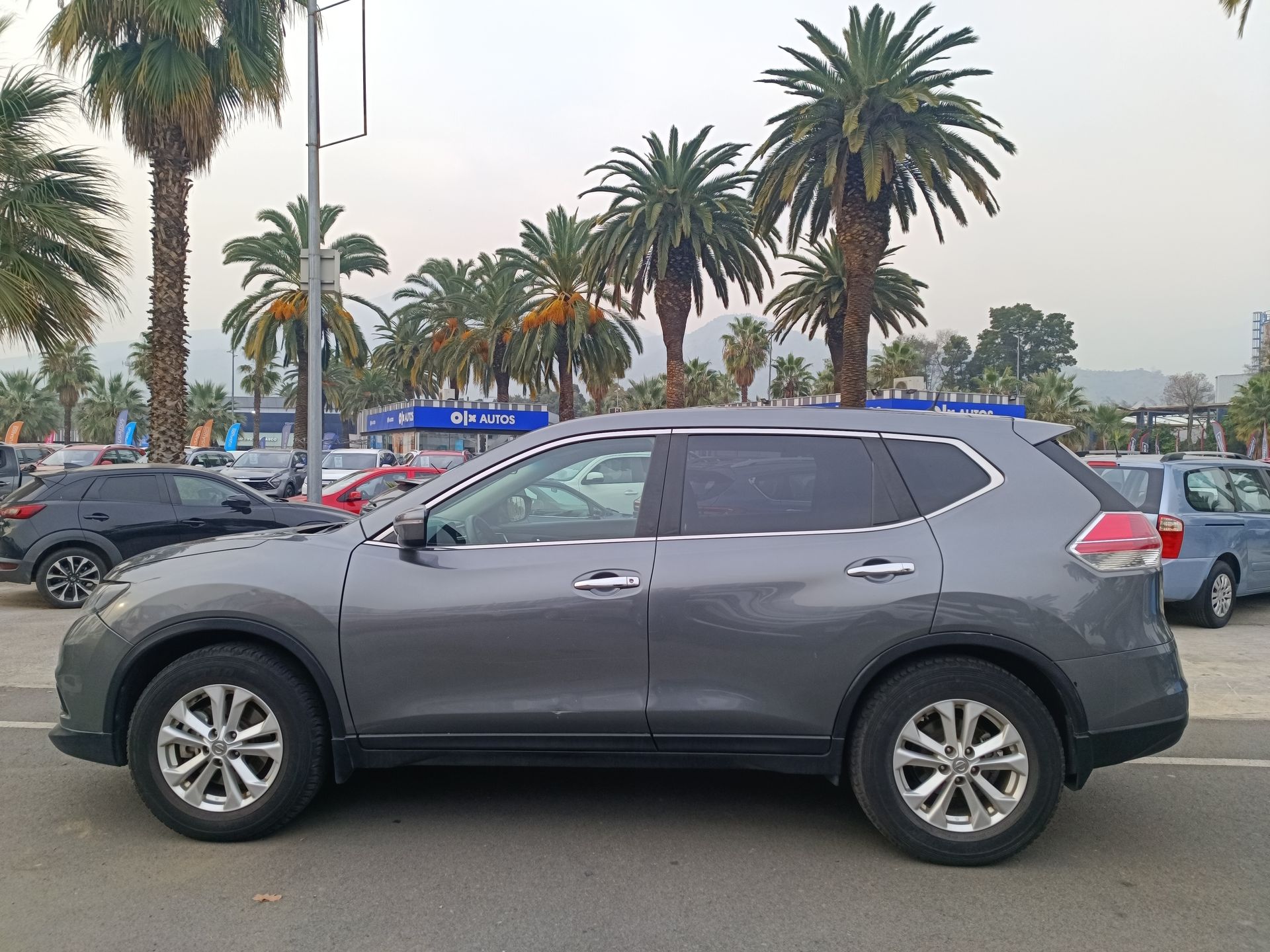 NISSAN - 4
