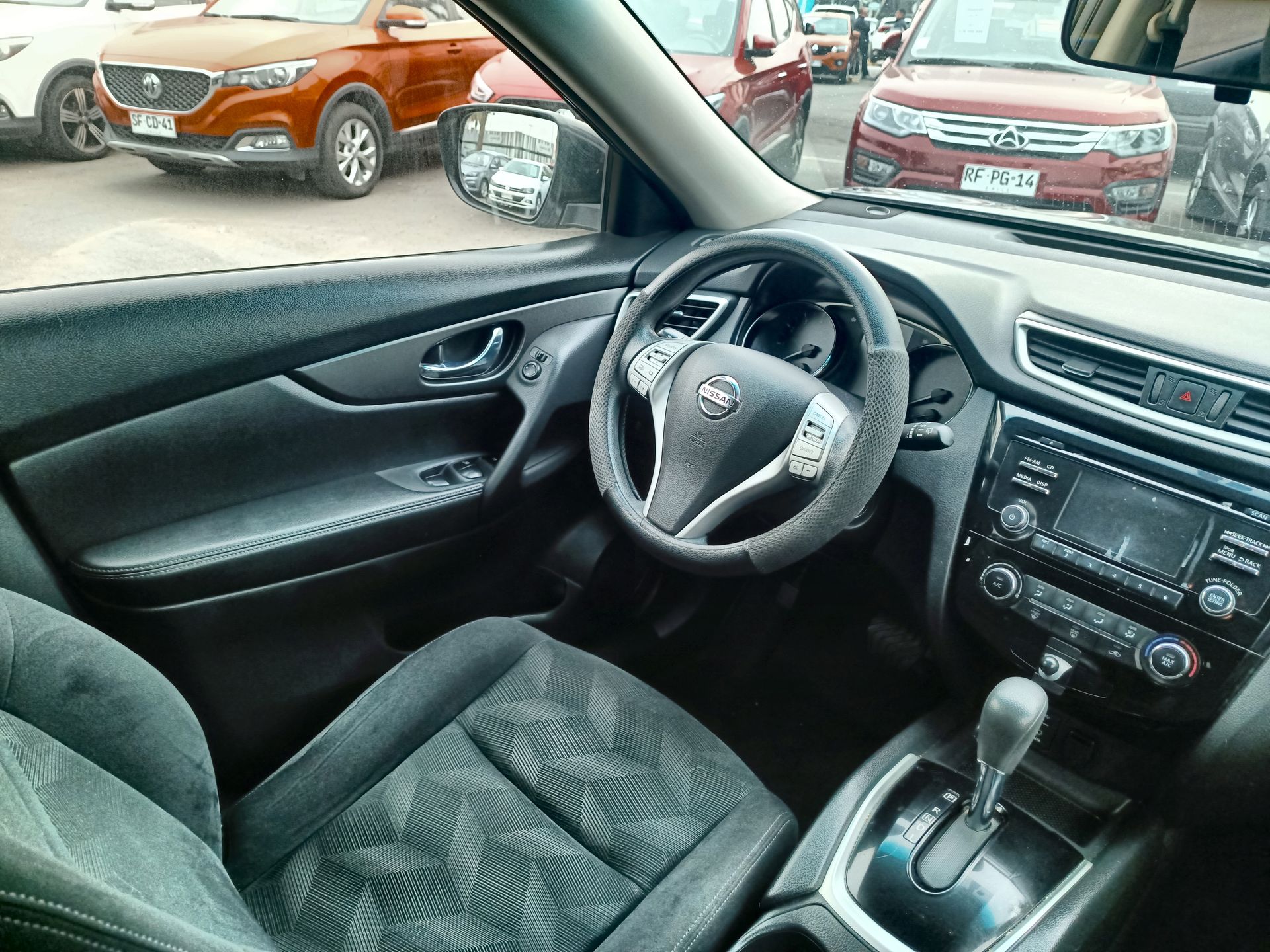 NISSAN - 16