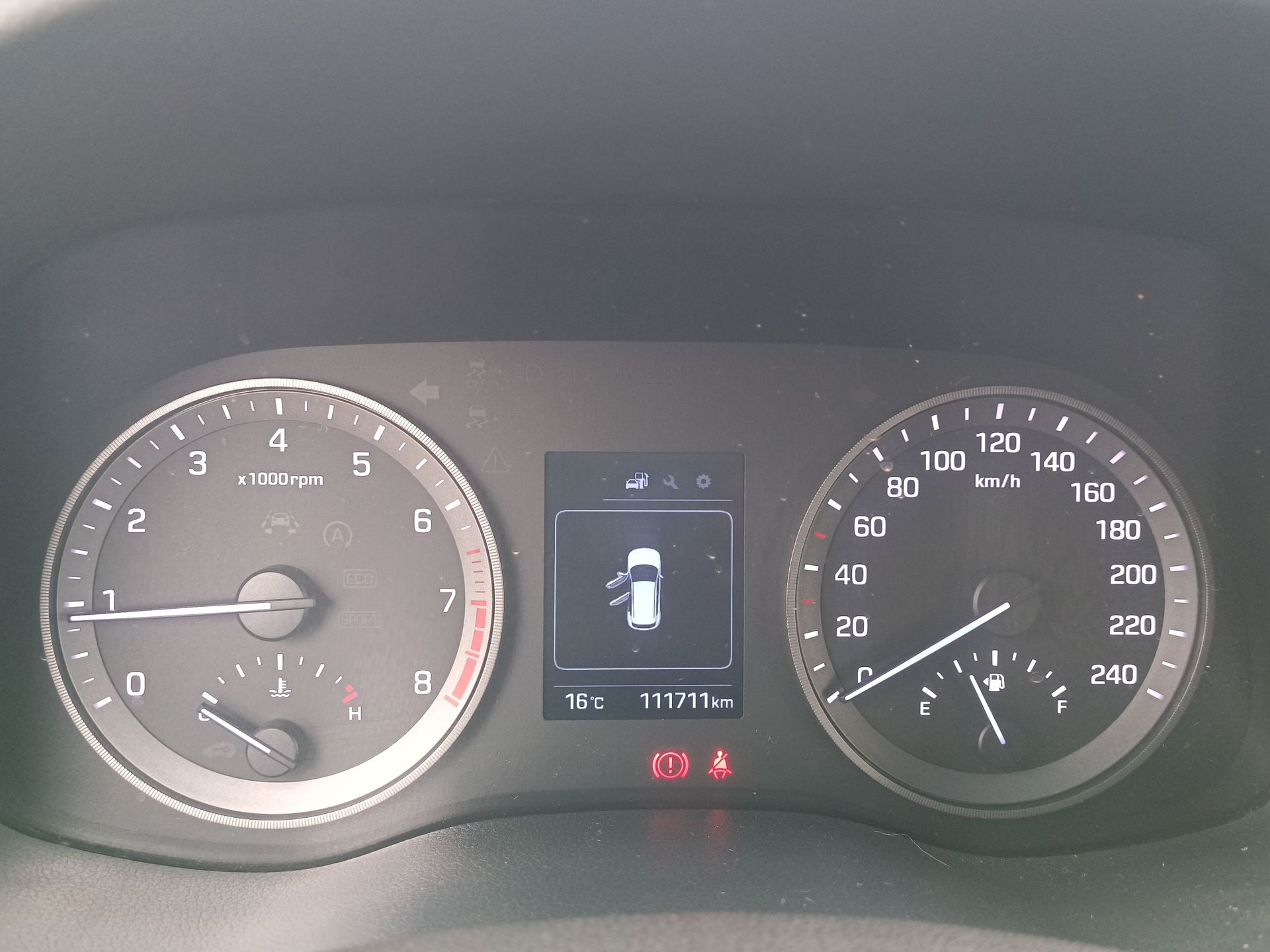 HYUNDAI - 22