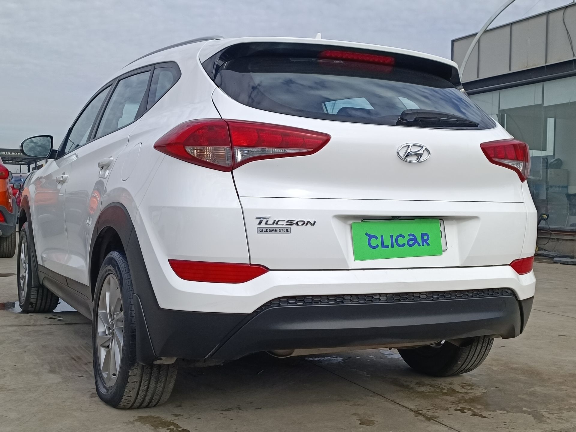 HYUNDAI - 5