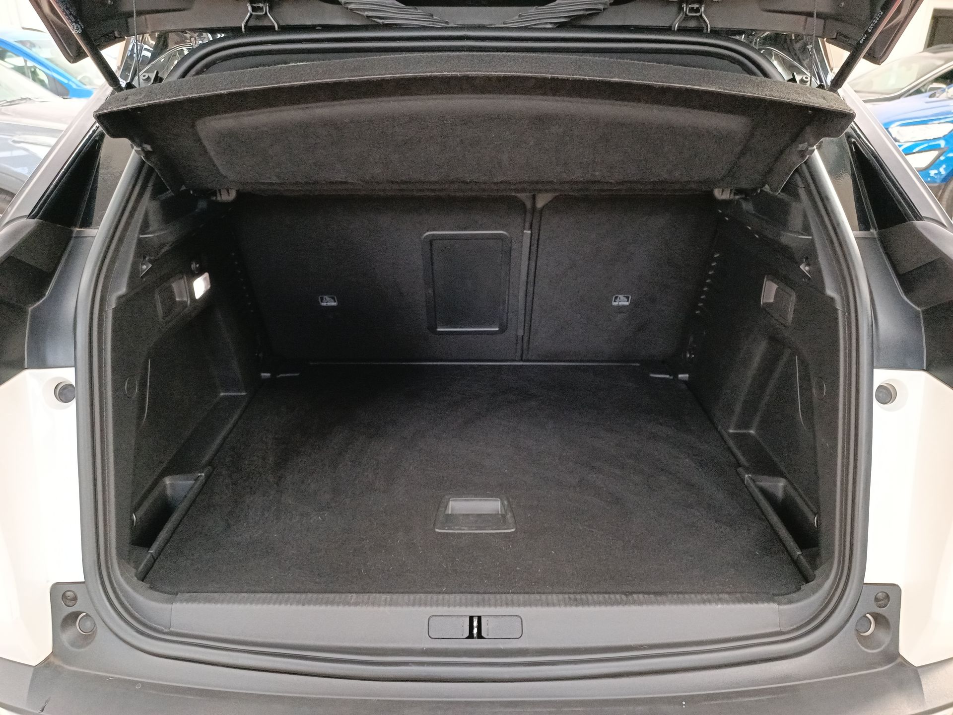 PEUGEOT - 30