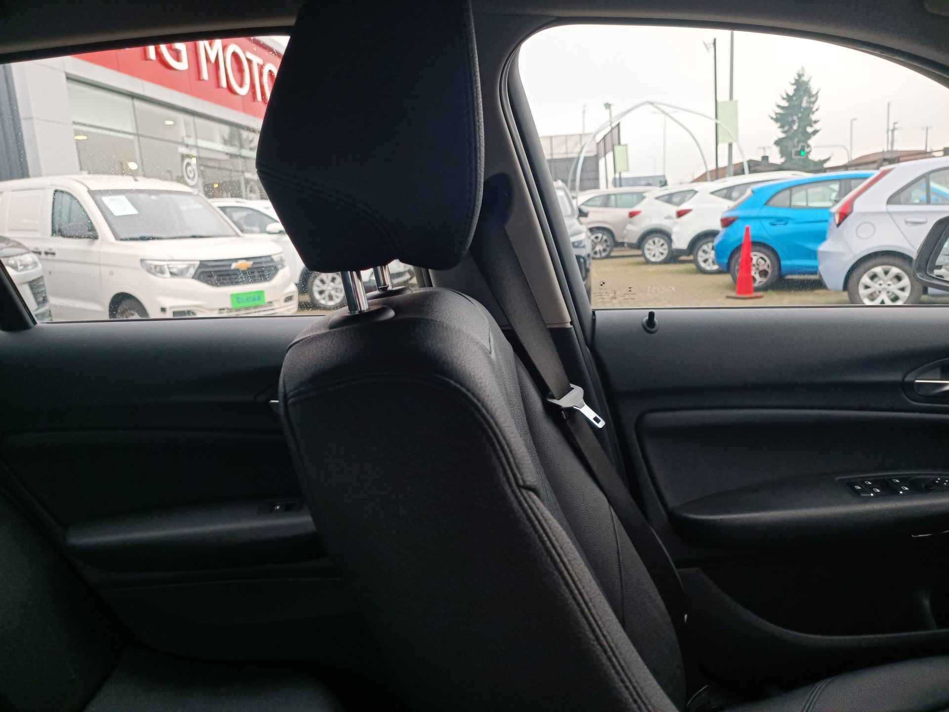 BMW - 15