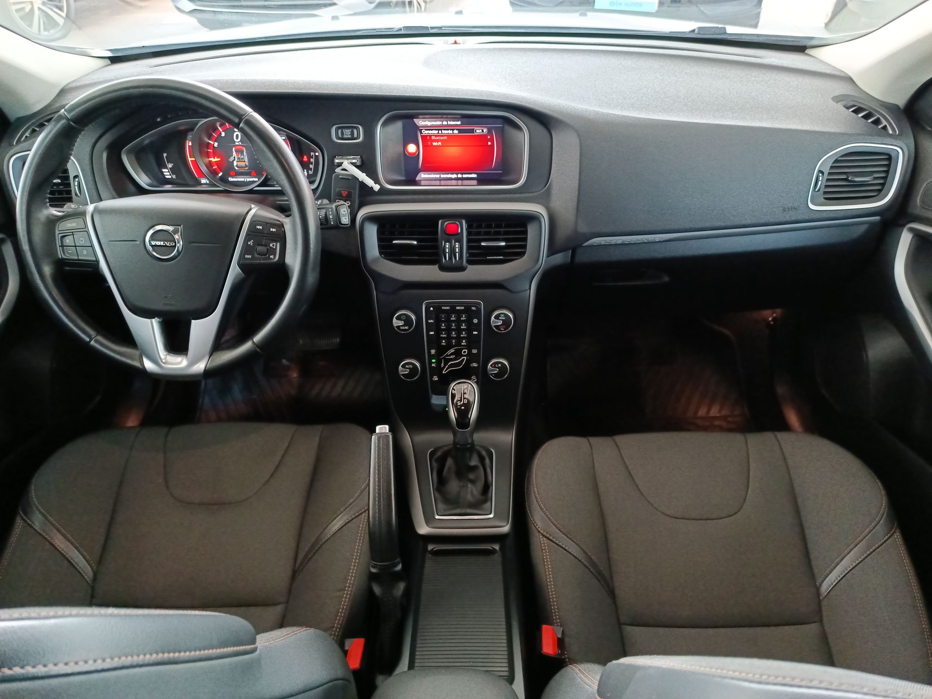 VOLVO - 9