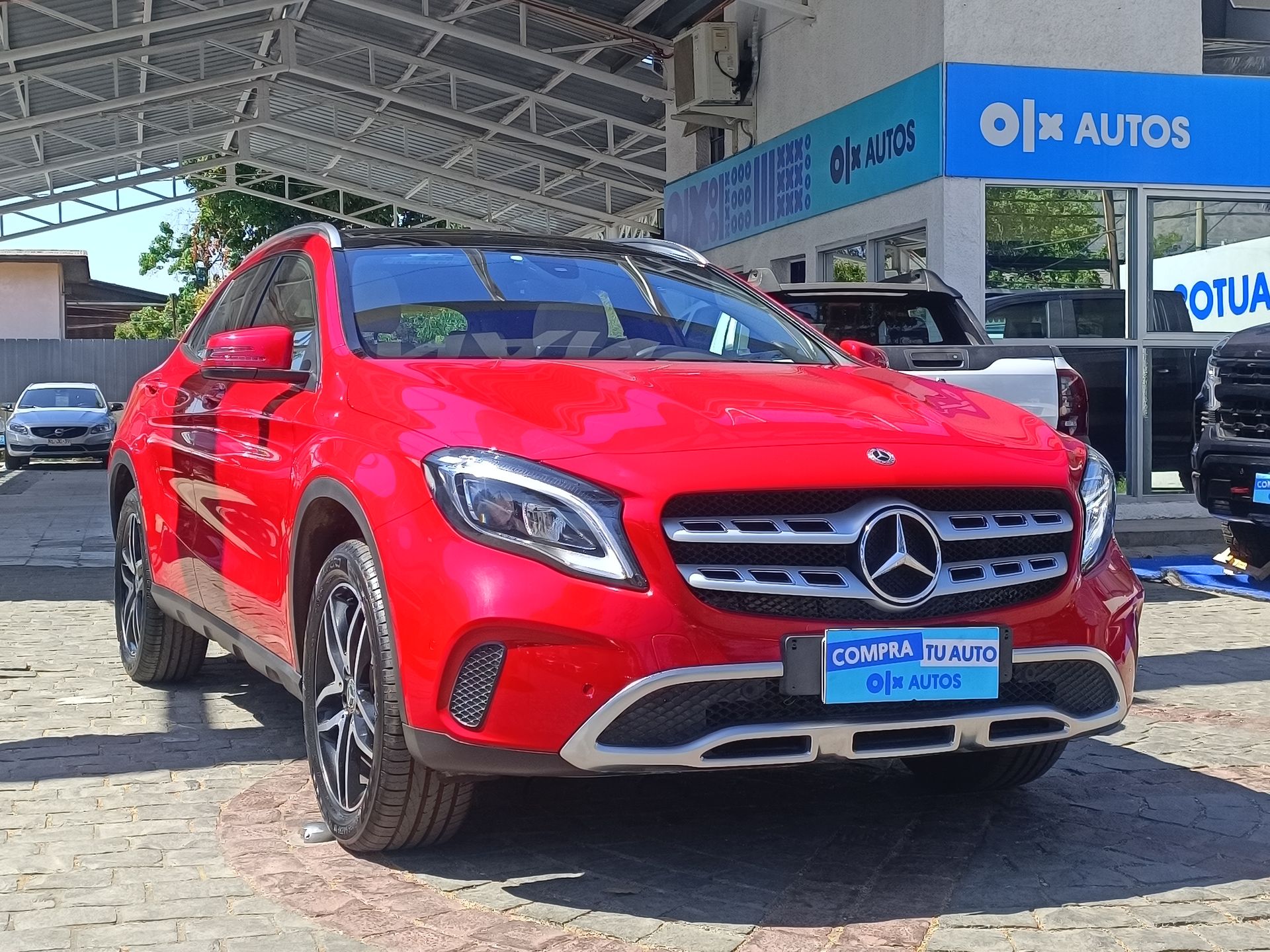 MERCEDES-BENZ GLA 250