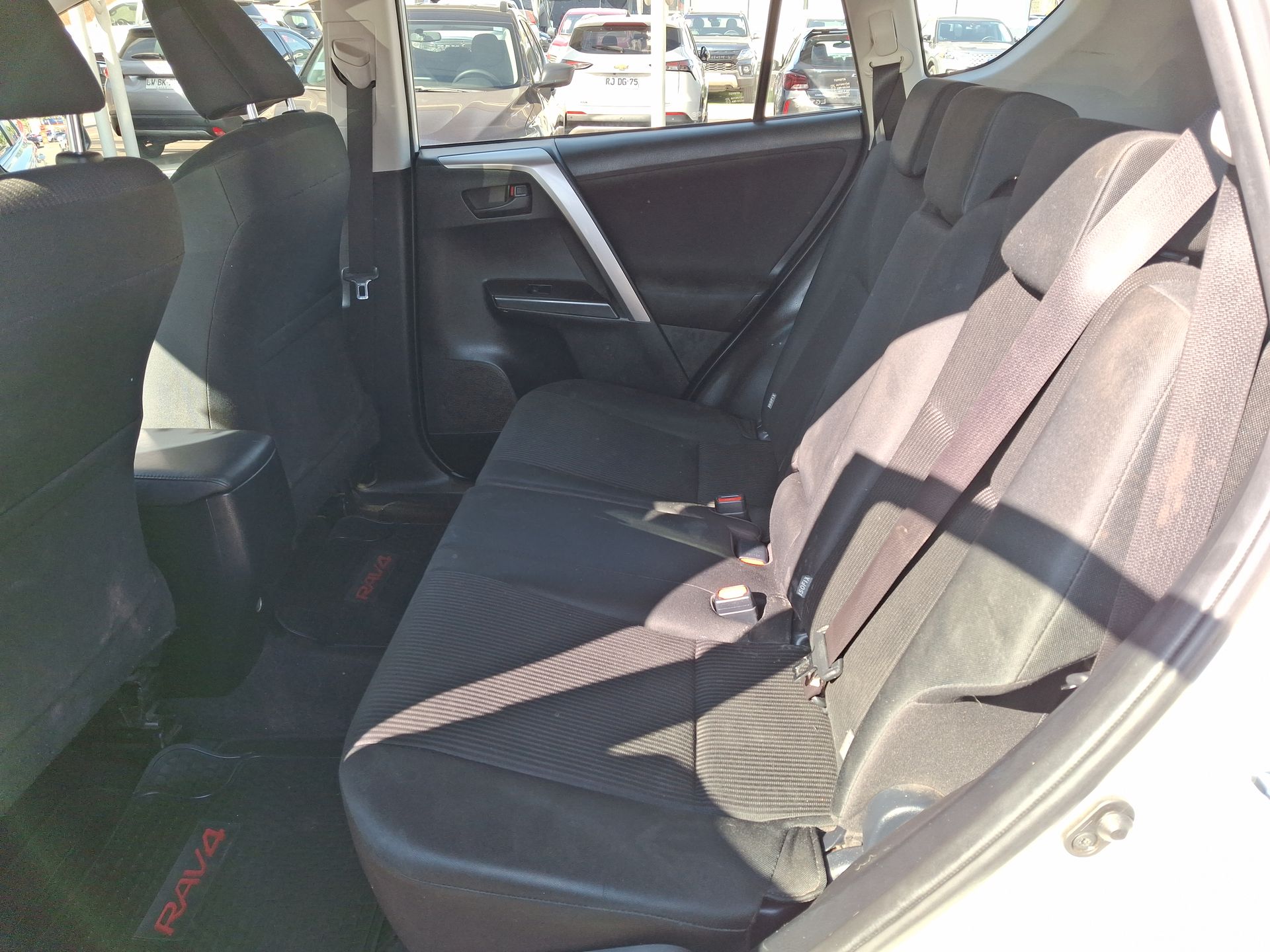 TOYOTA - 28