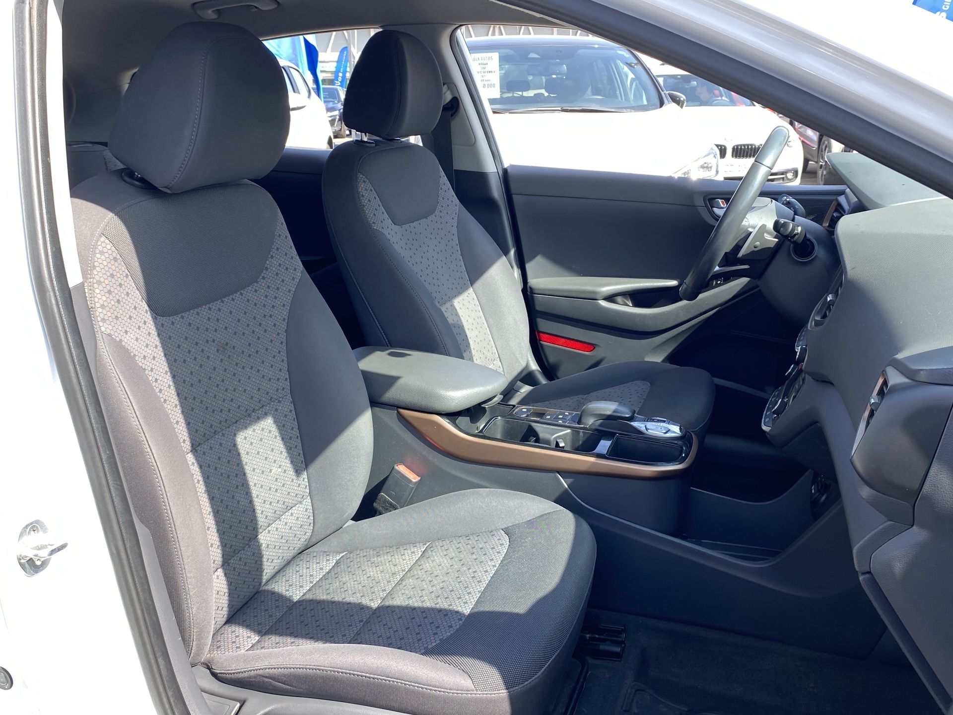 HYUNDAI - 30