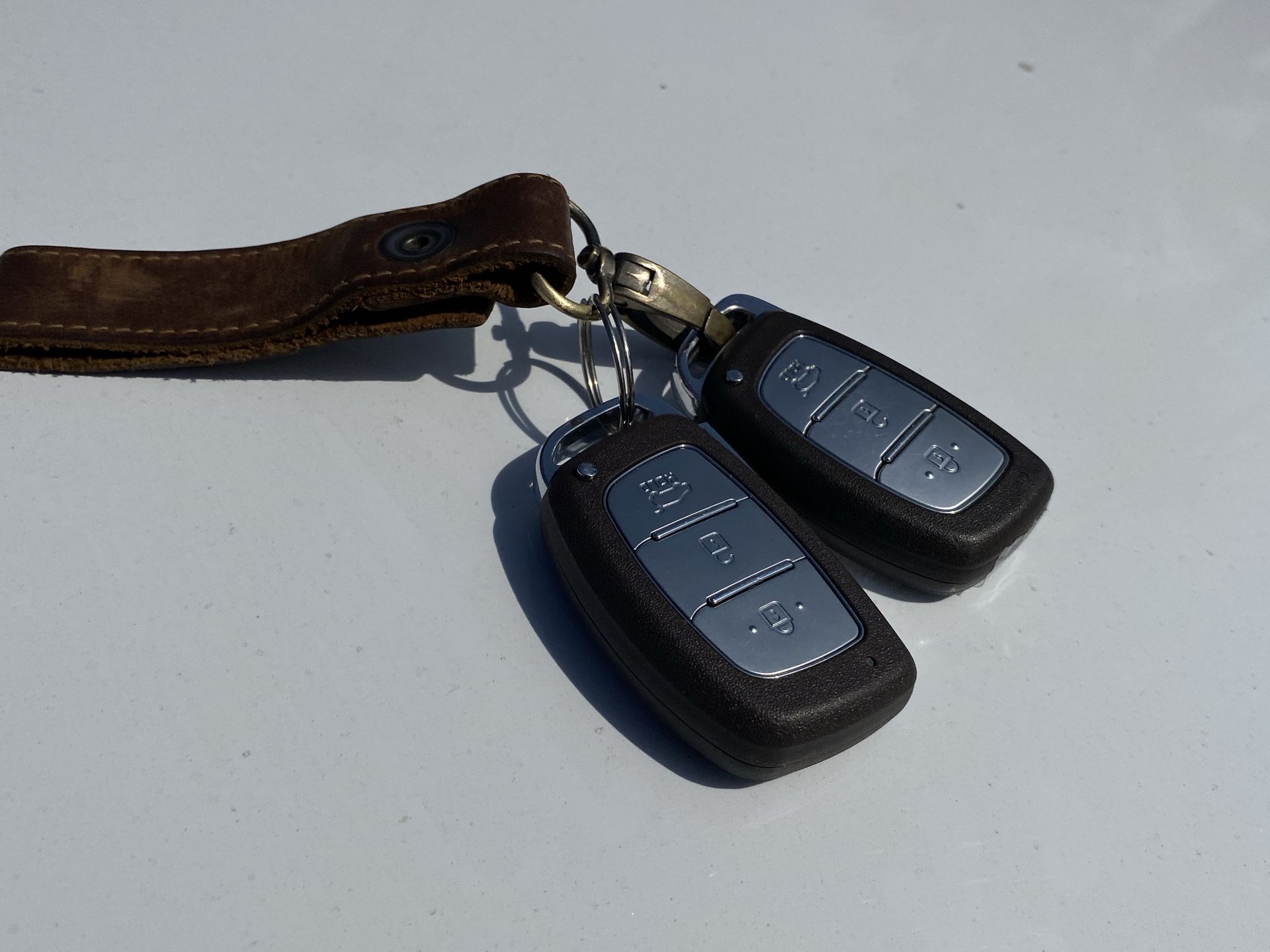 HYUNDAI - 32