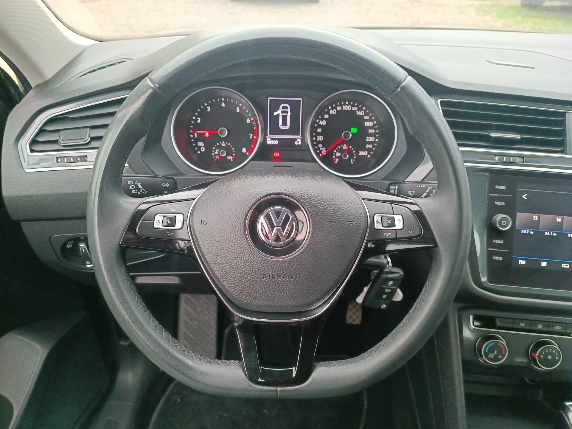 VOLKSWAGEN - 21