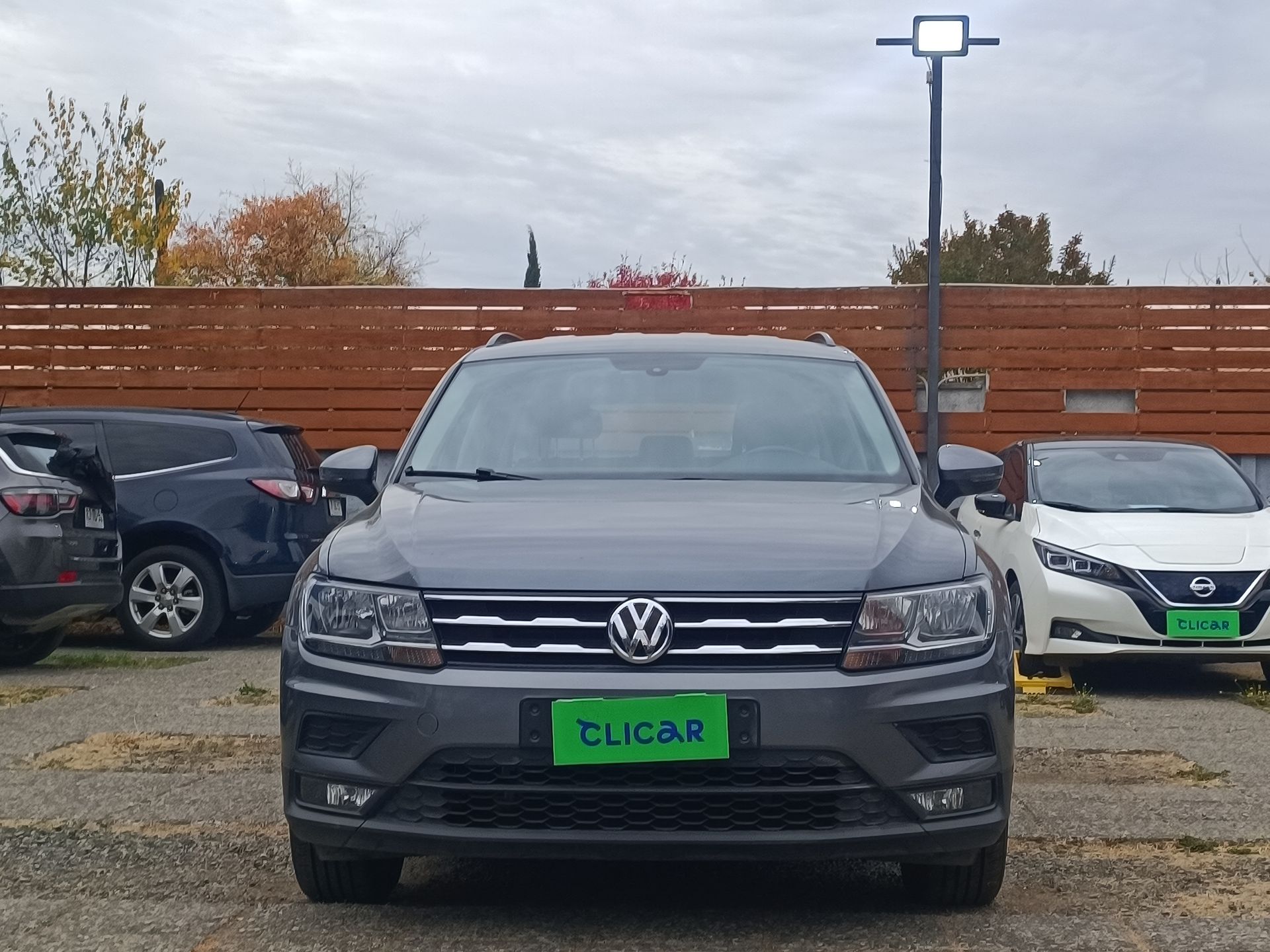 VOLKSWAGEN - 2