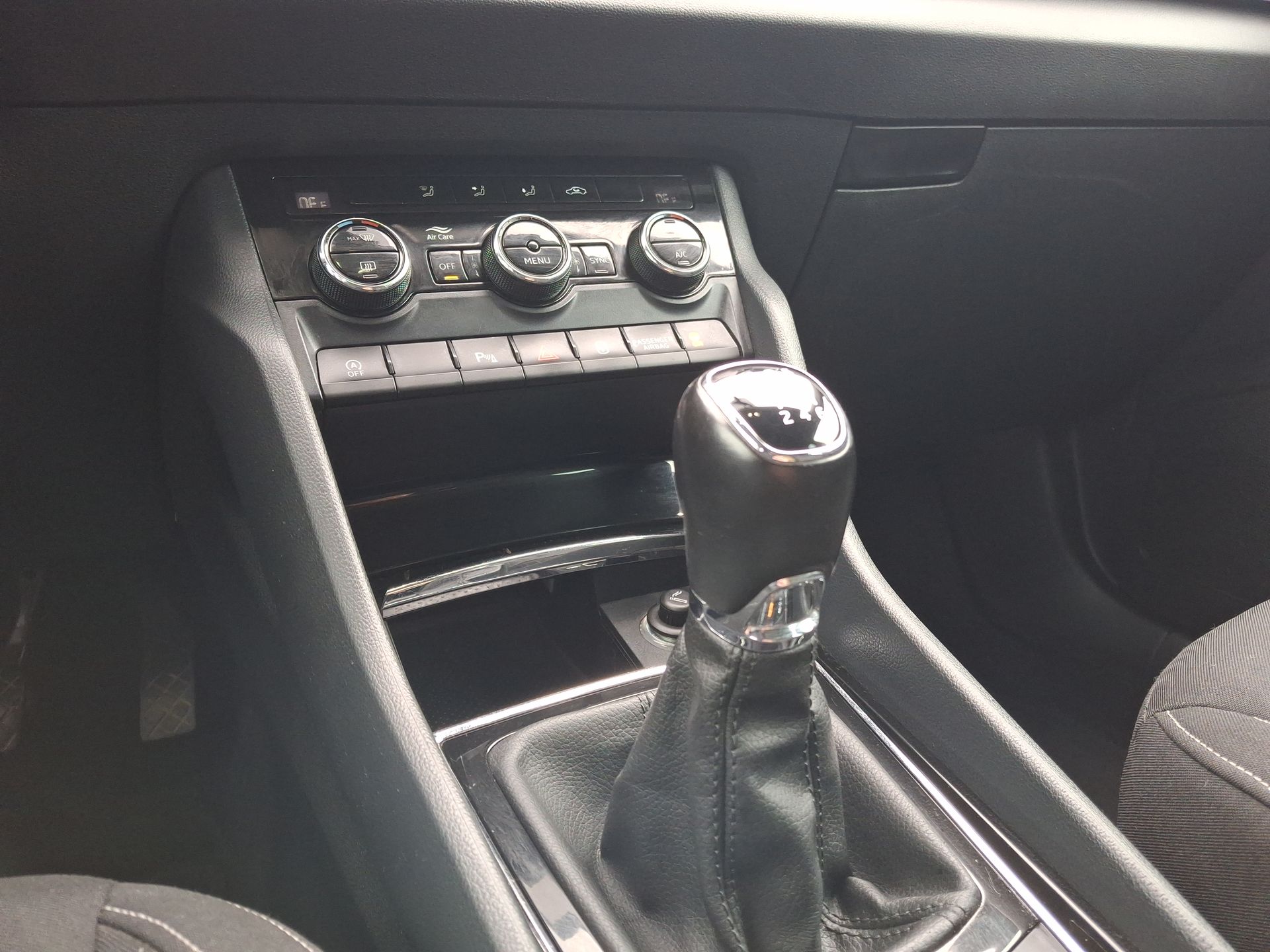 SKODA - 25