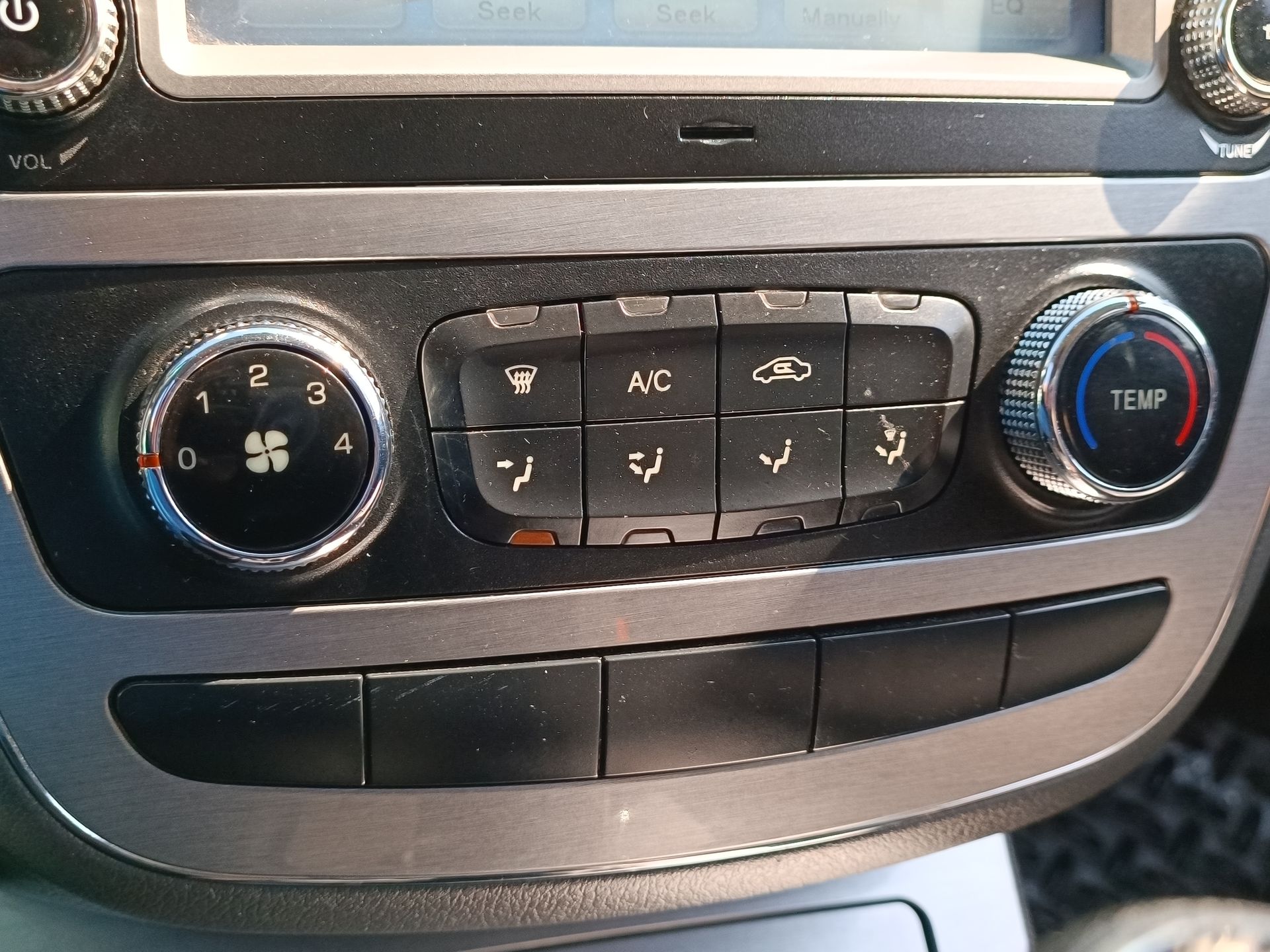 JAC - 25