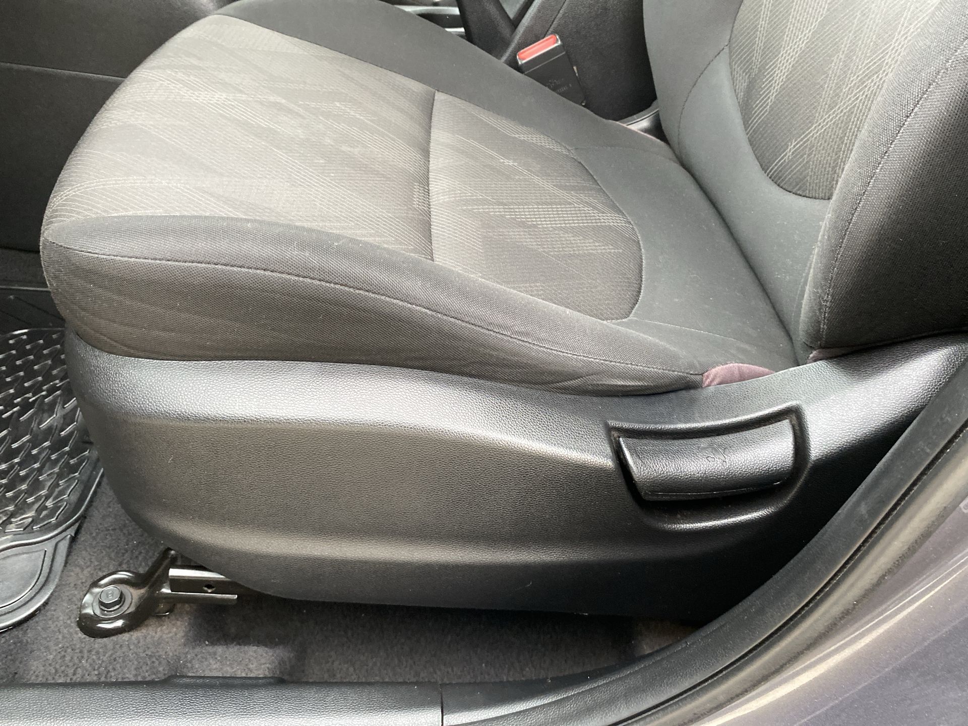 HYUNDAI - 19