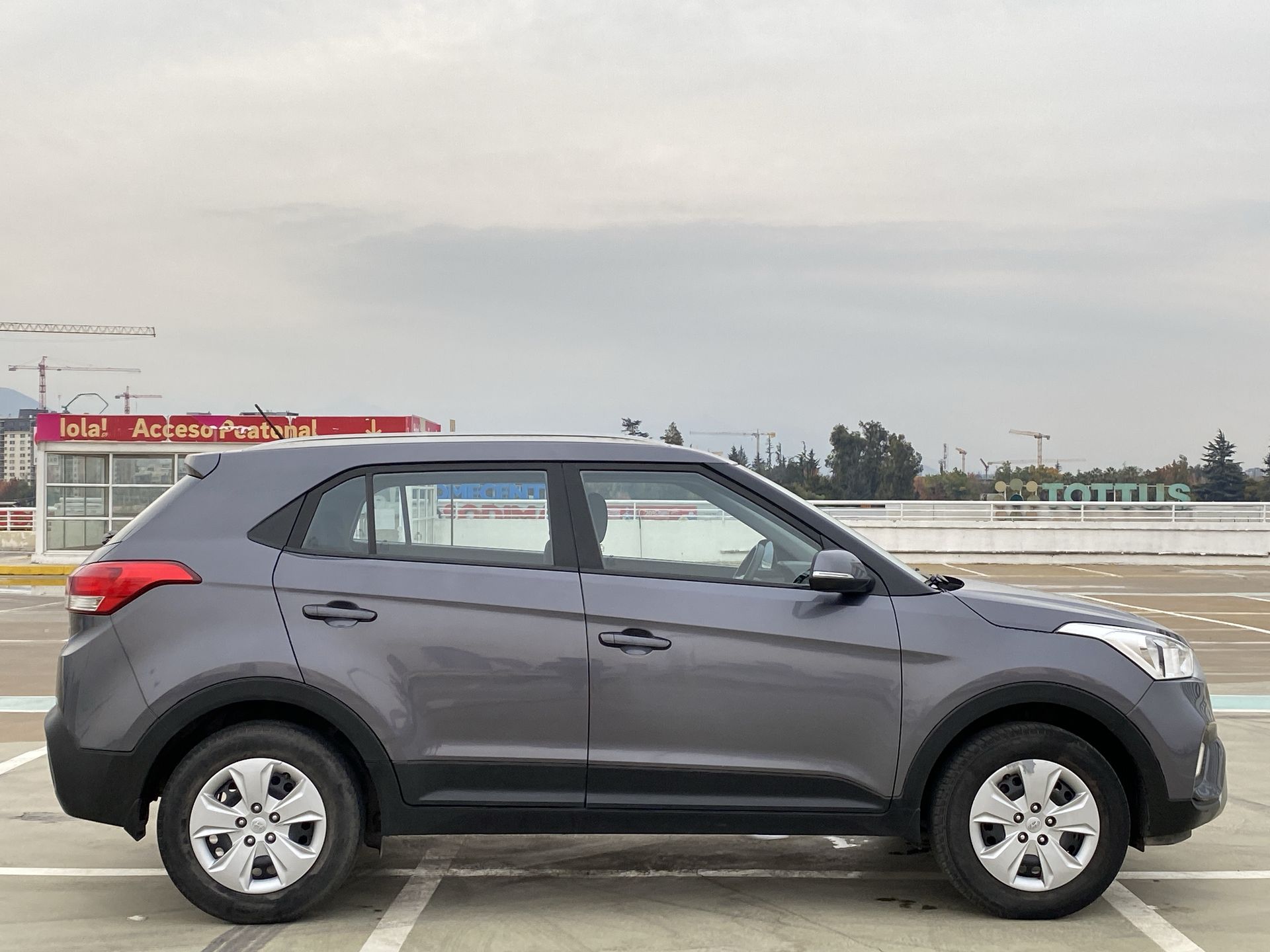 HYUNDAI - 8