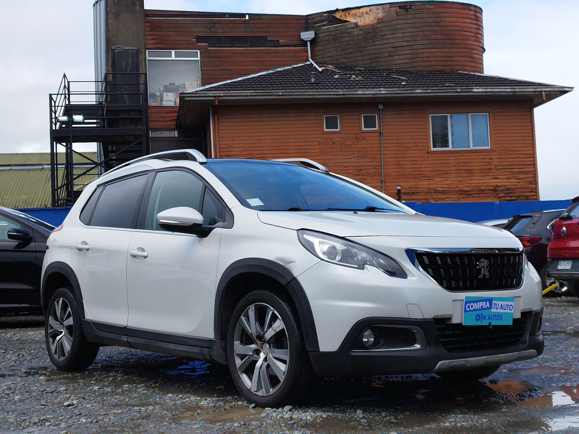 PEUGEOT 2008