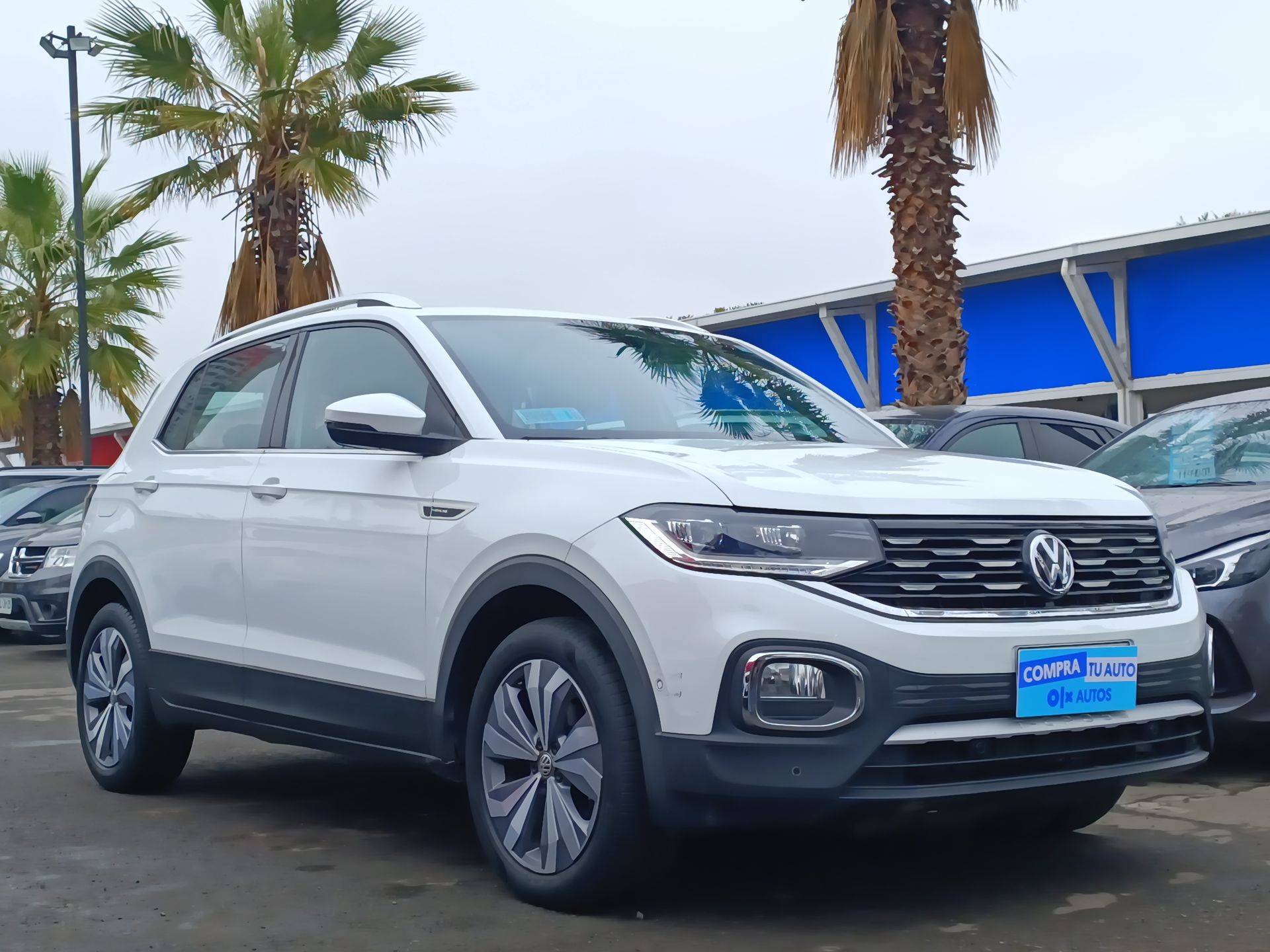 VOLKSWAGEN T-CROSS