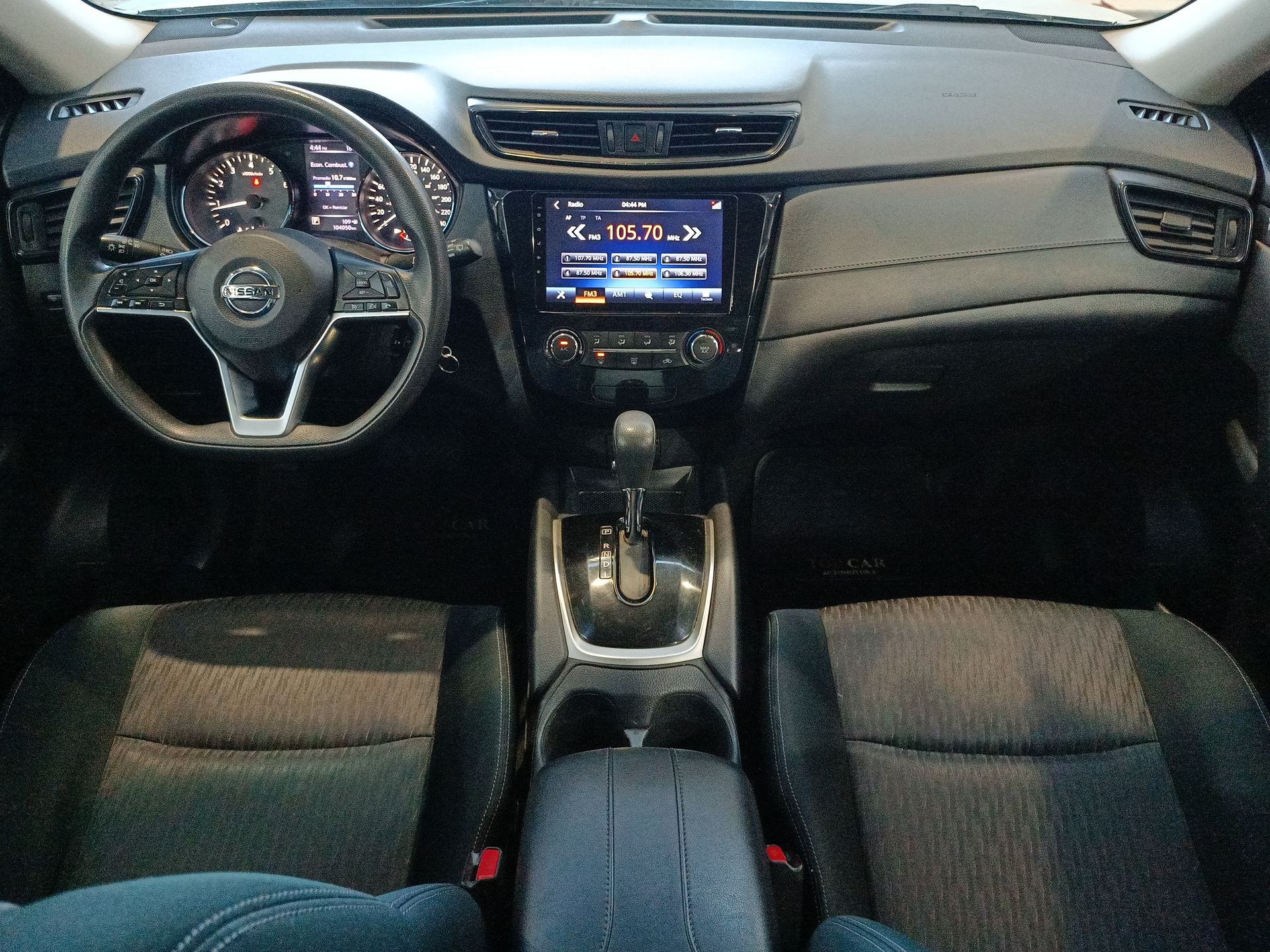 NISSAN - 26