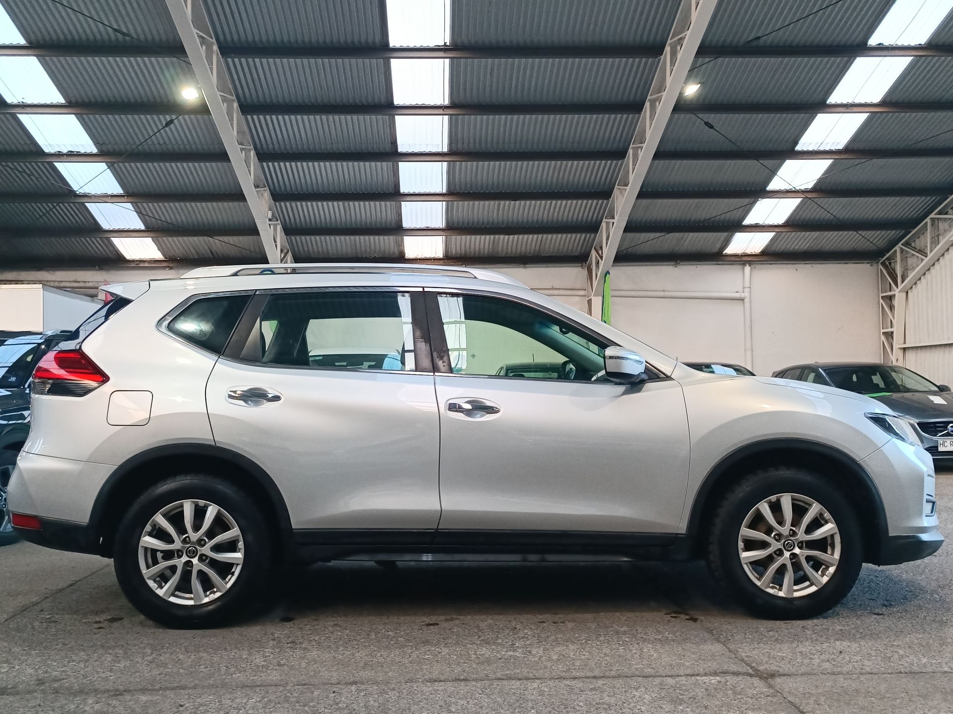 NISSAN - 8