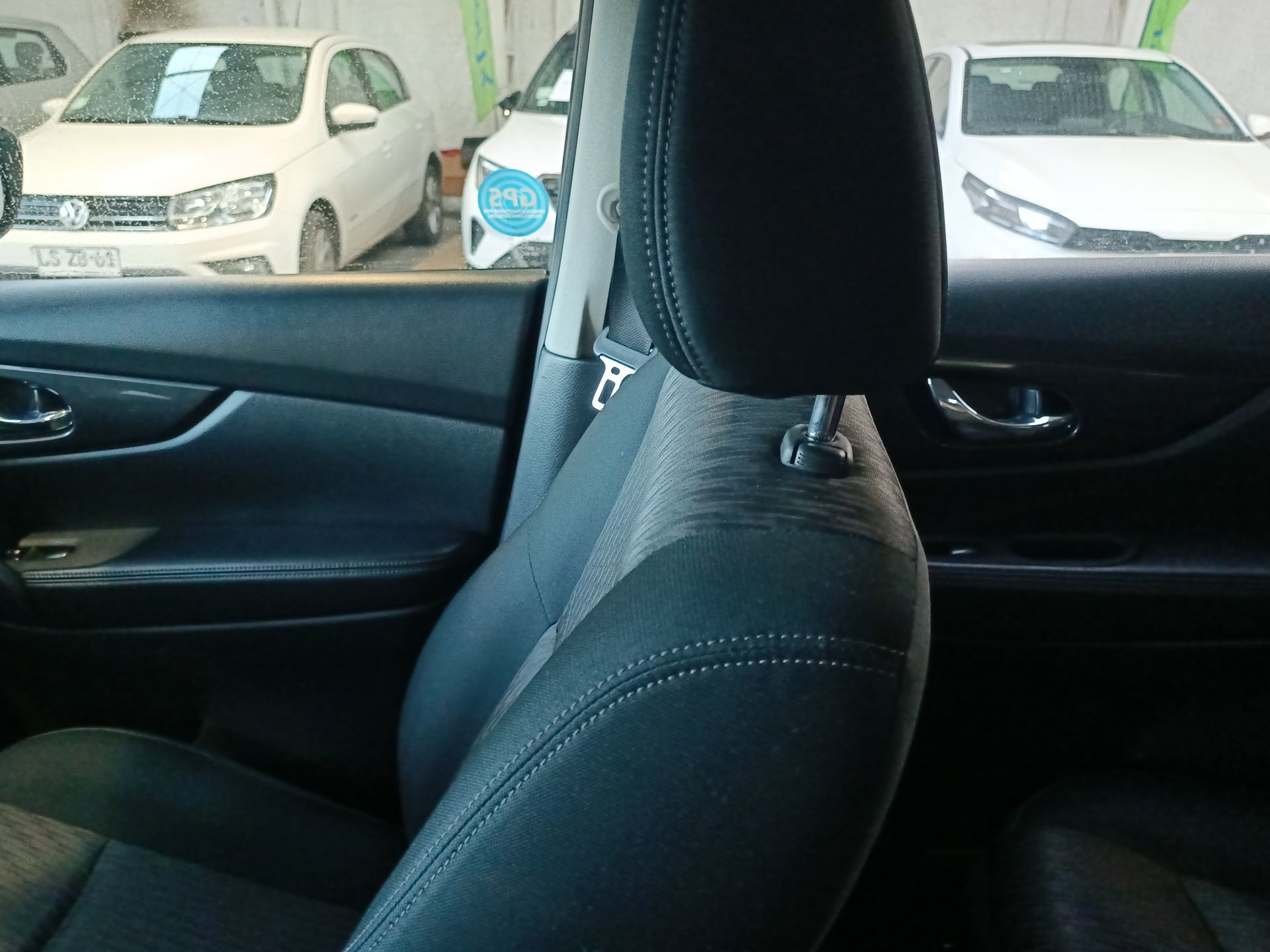 NISSAN - 11