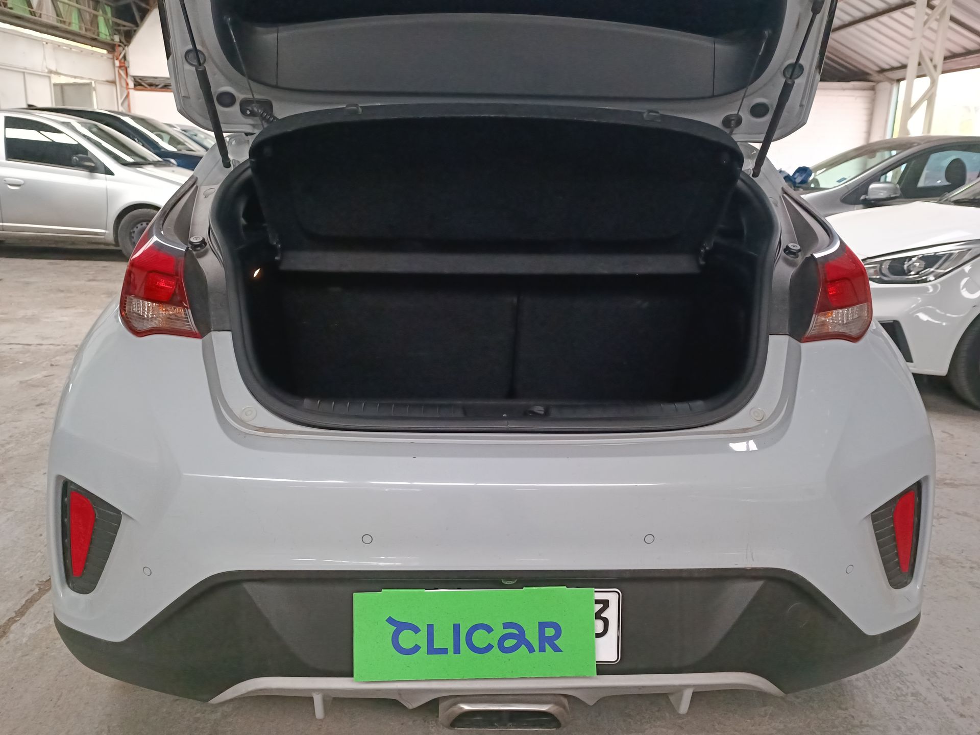 HYUNDAI - 28