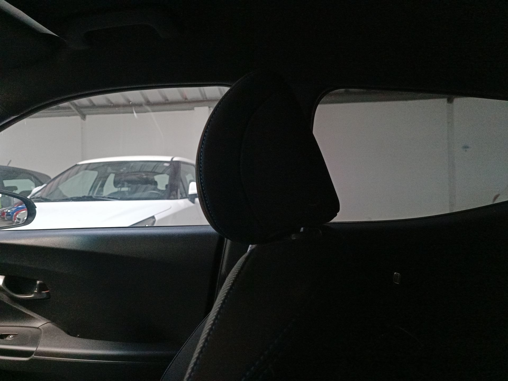 HYUNDAI - 11