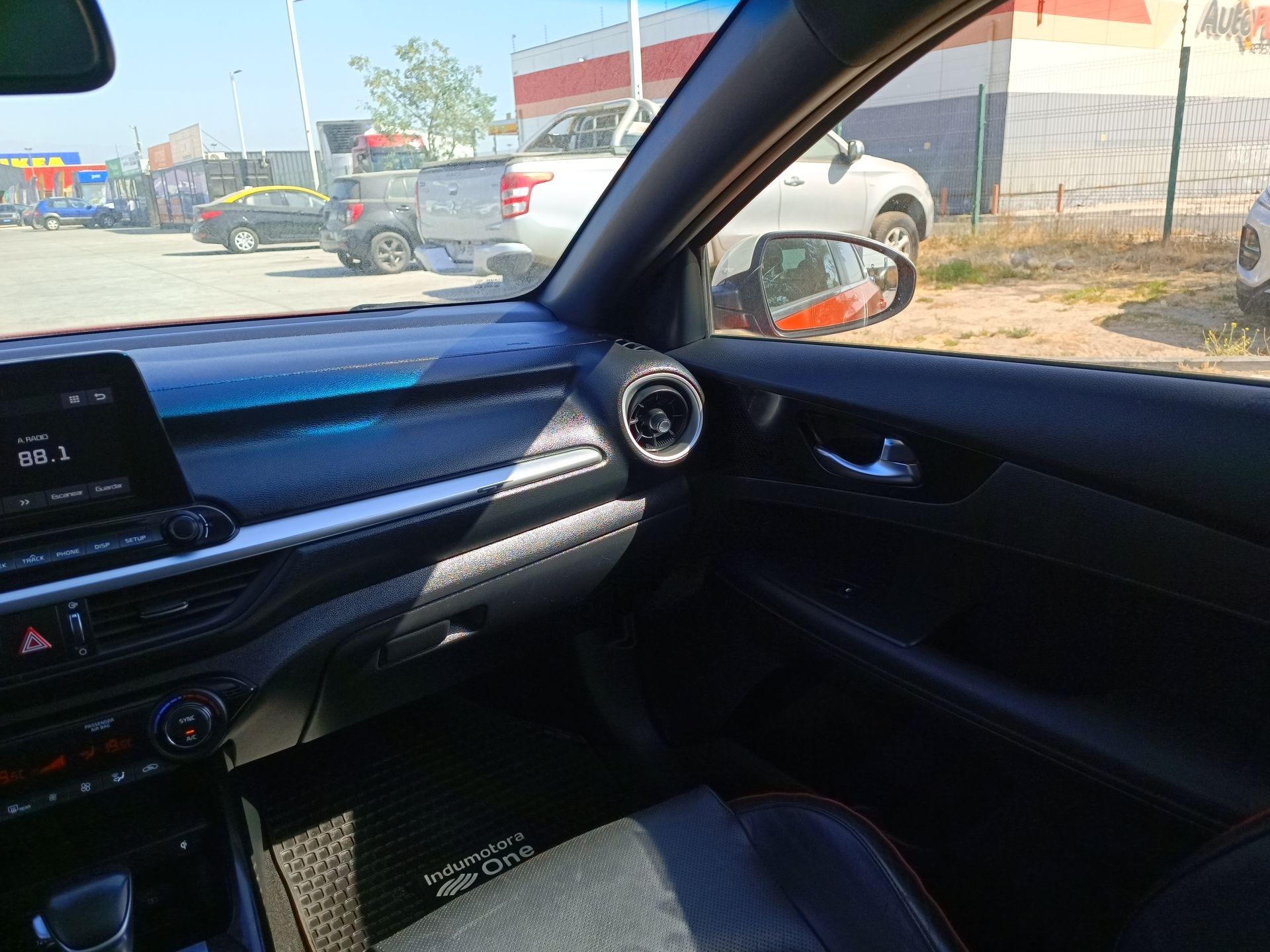 KIA - 10