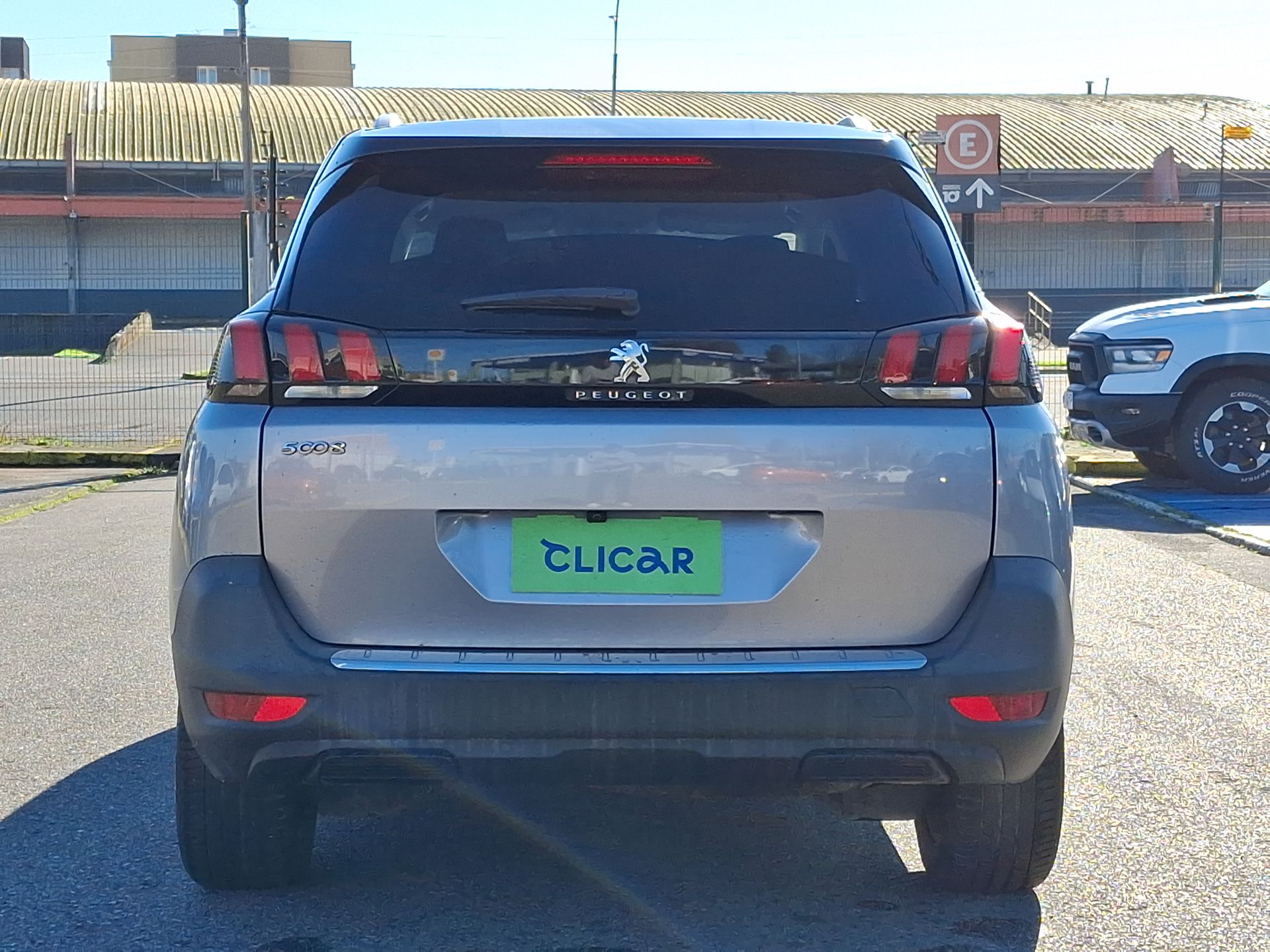 PEUGEOT - 6