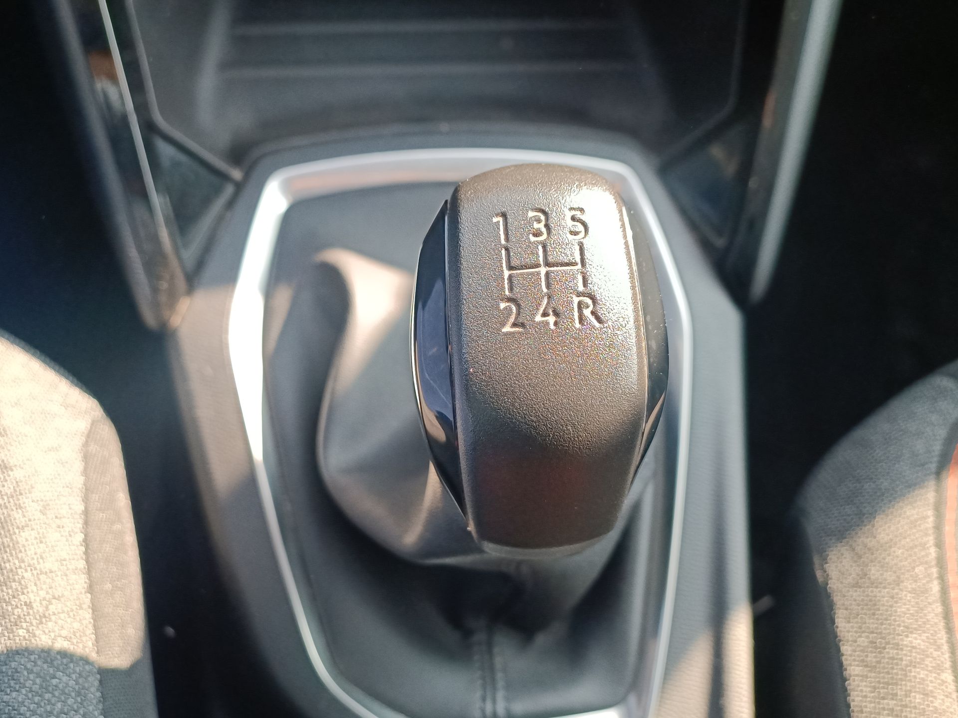 PEUGEOT - 26