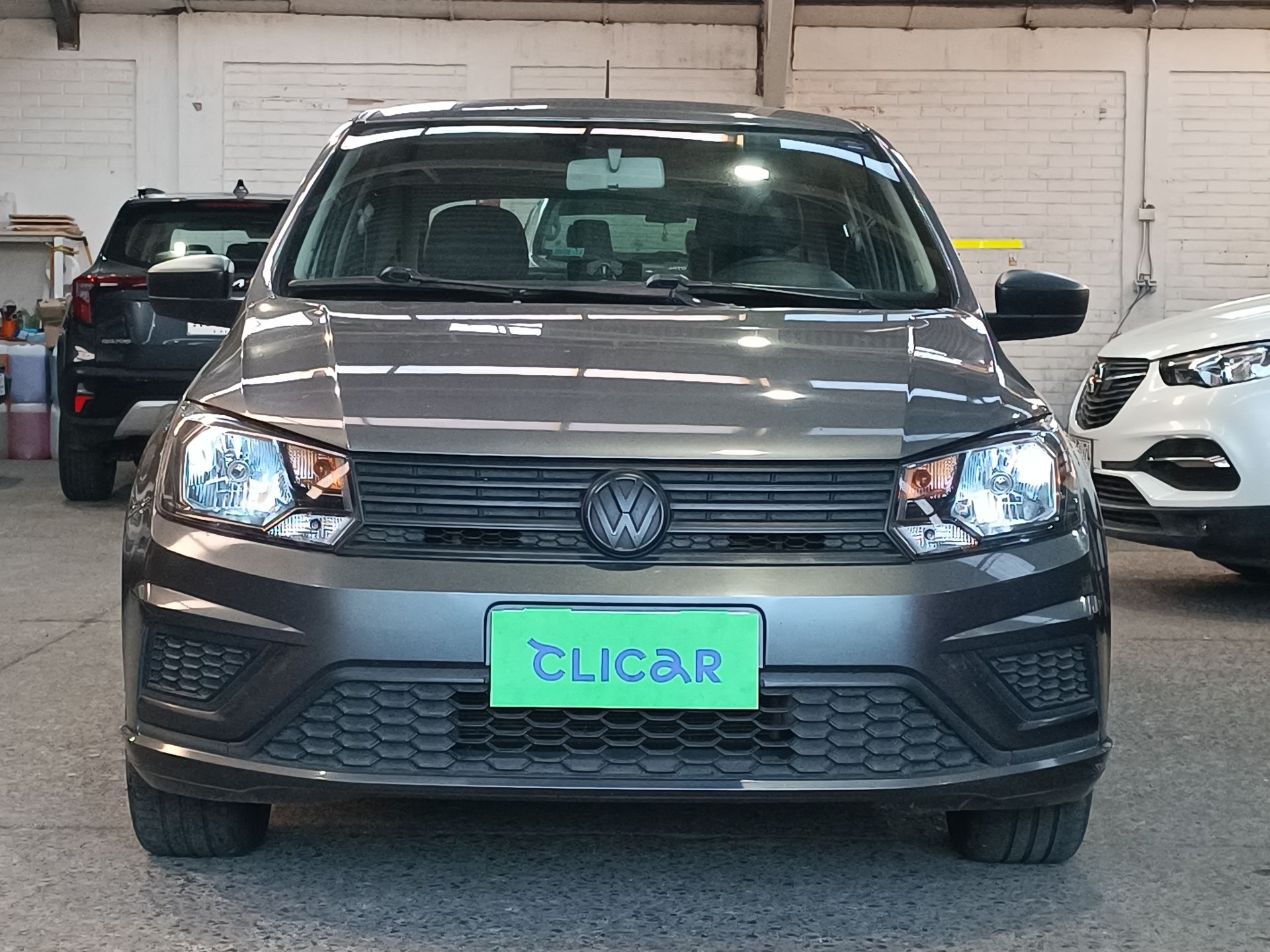 VOLKSWAGEN - 2