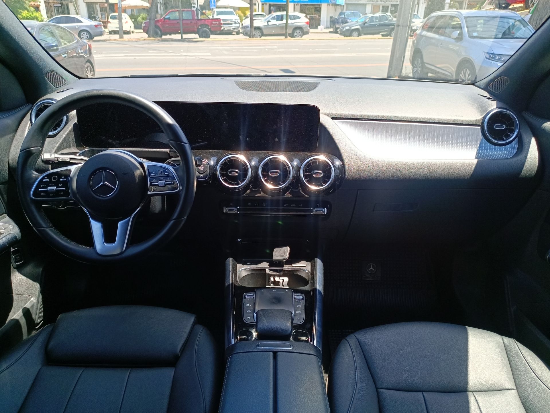 MERCEDES BENZ - 26
