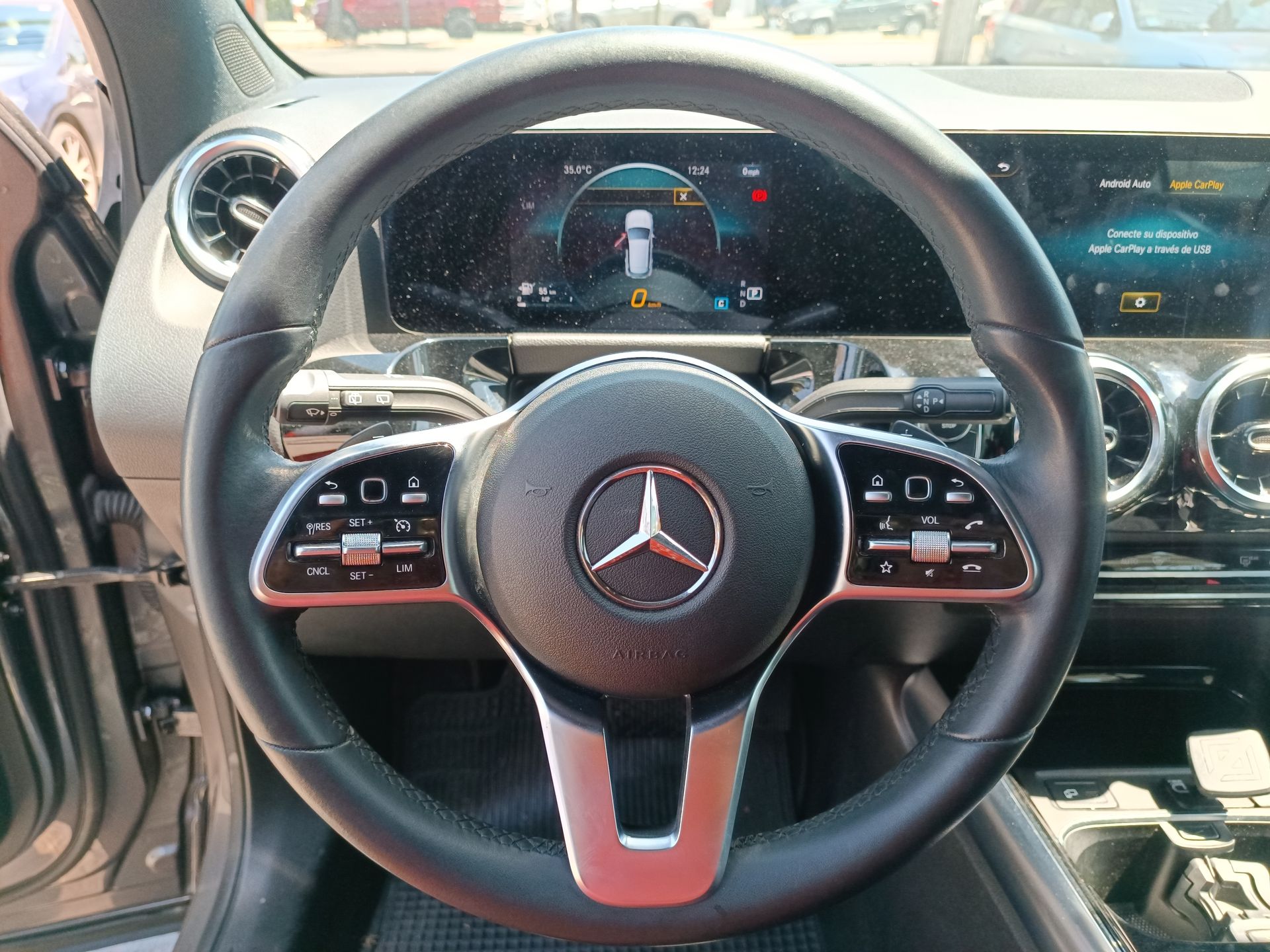 MERCEDES BENZ - 21