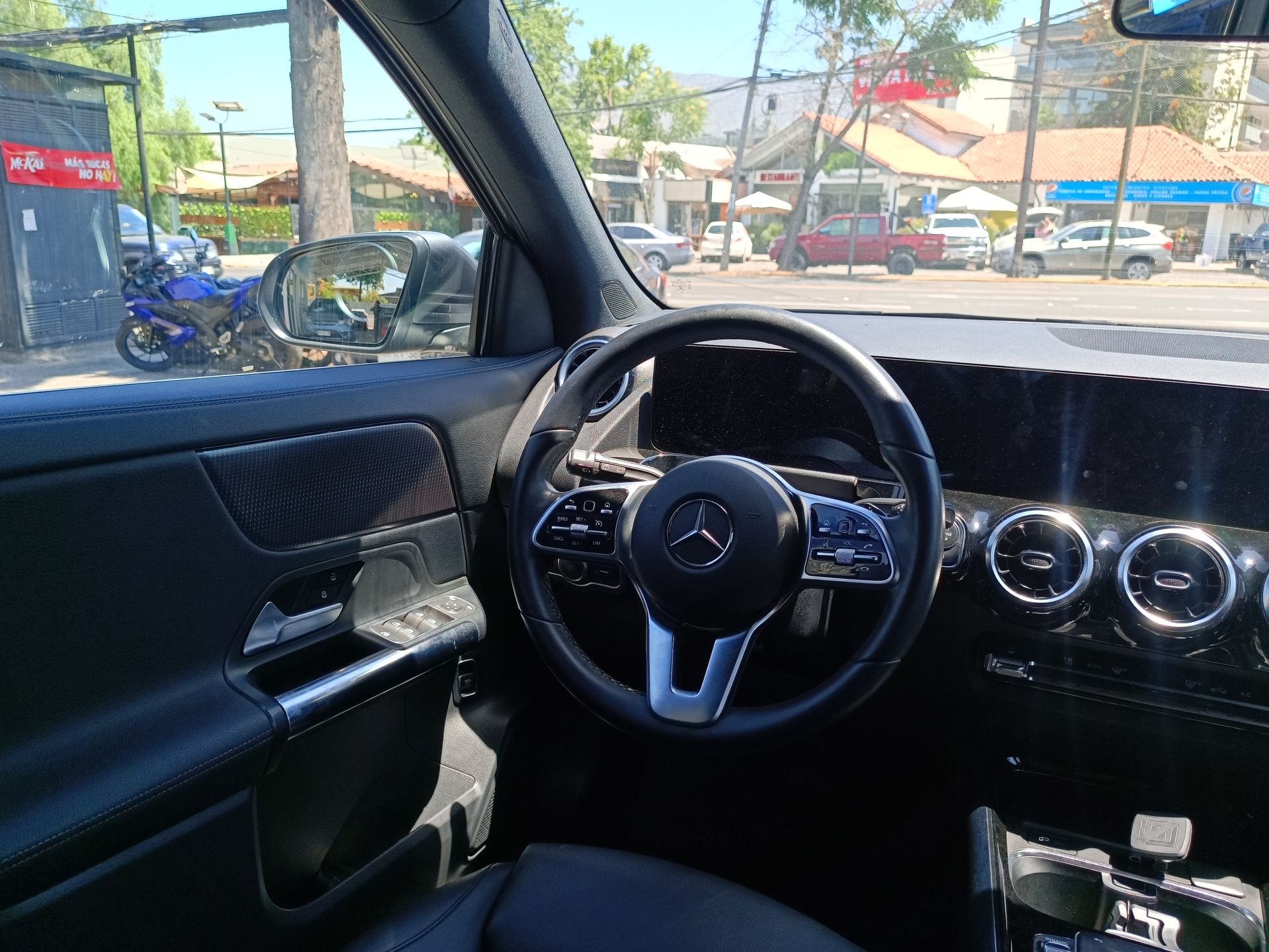 MERCEDES BENZ - 16
