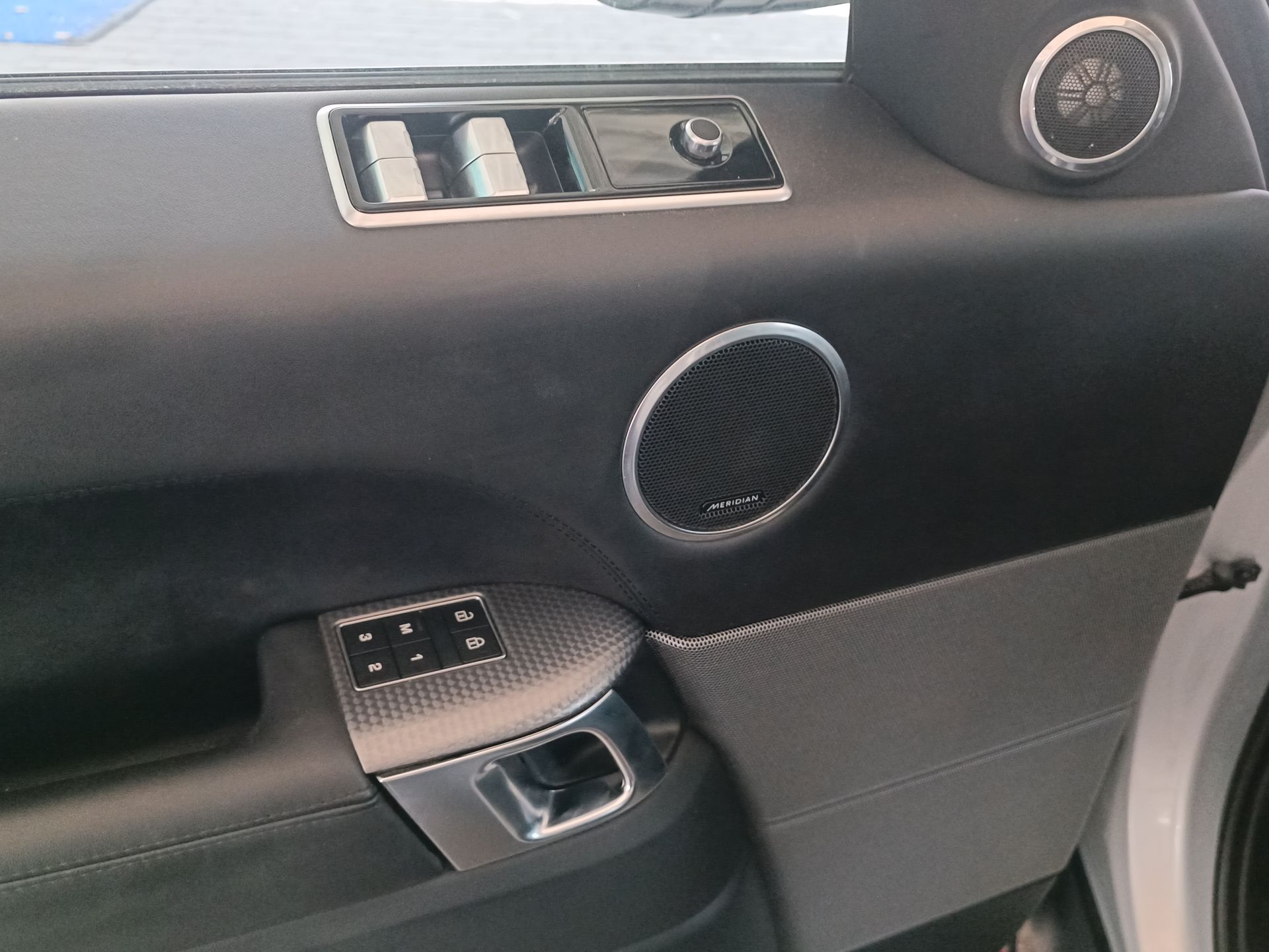 LAND ROVER - 20