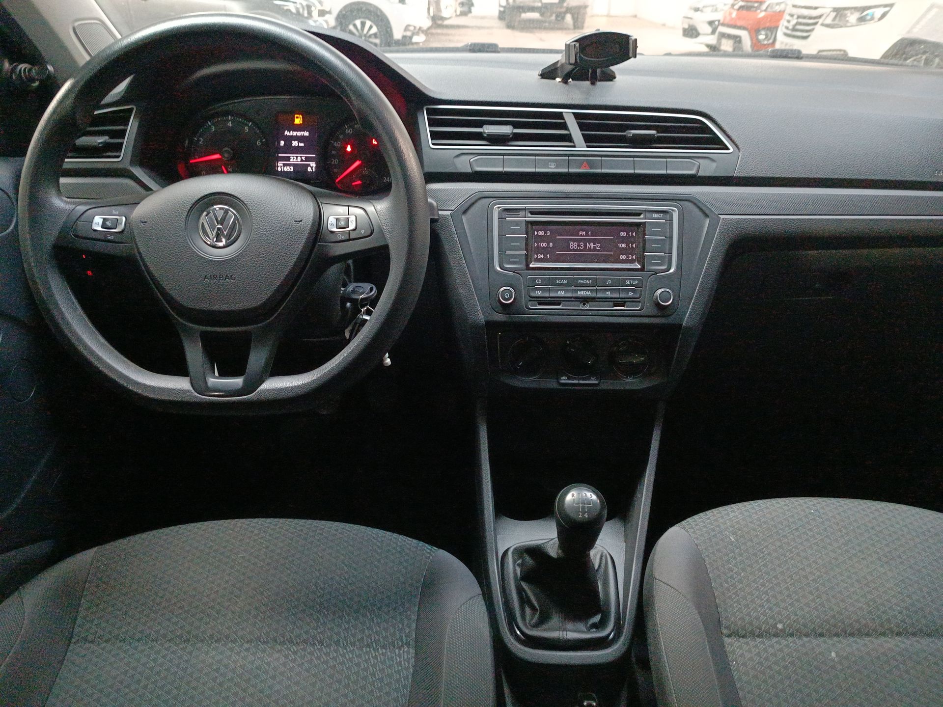 VOLKSWAGEN - 26