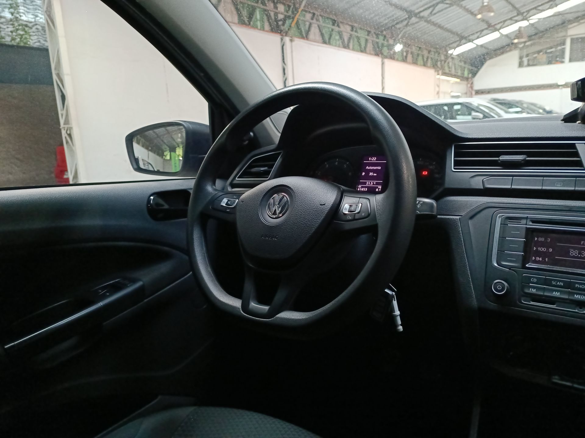 VOLKSWAGEN - 16