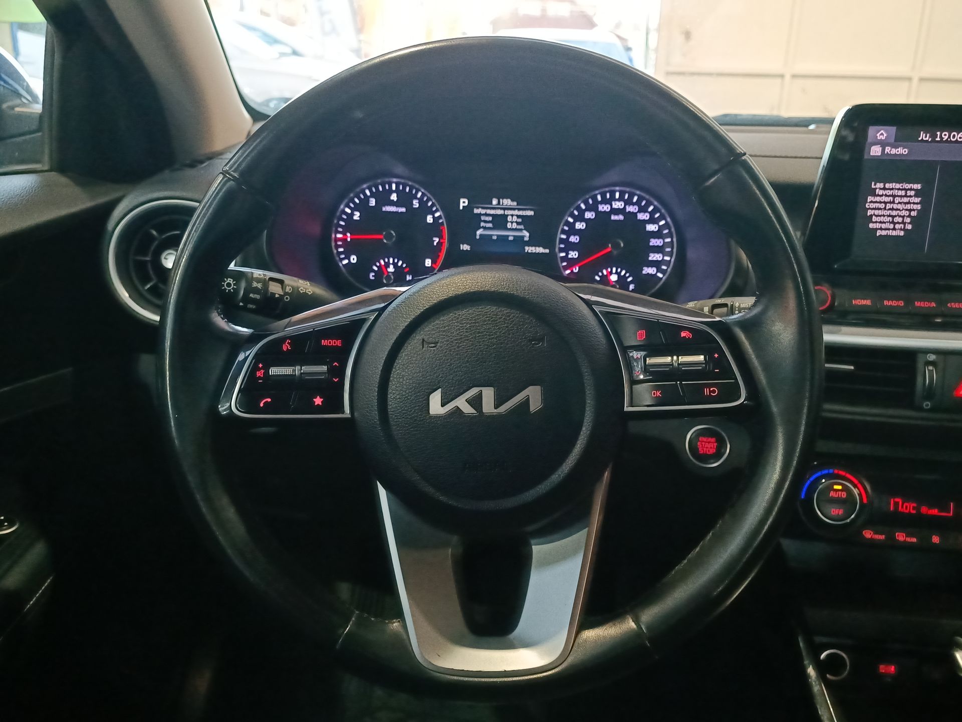 KIA - 21