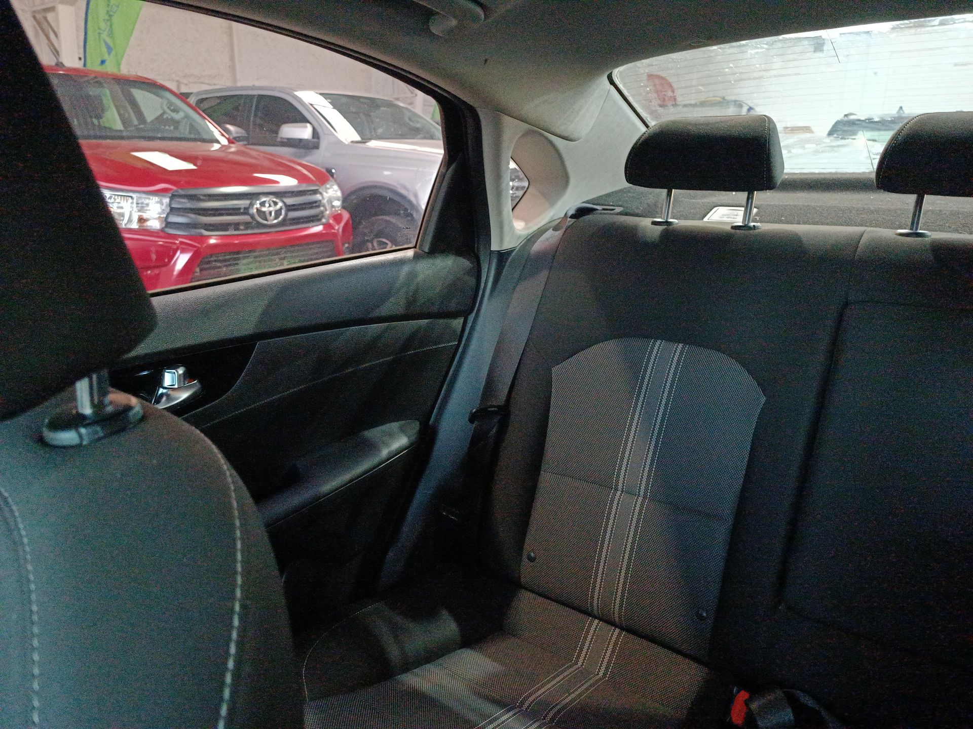 KIA - 12
