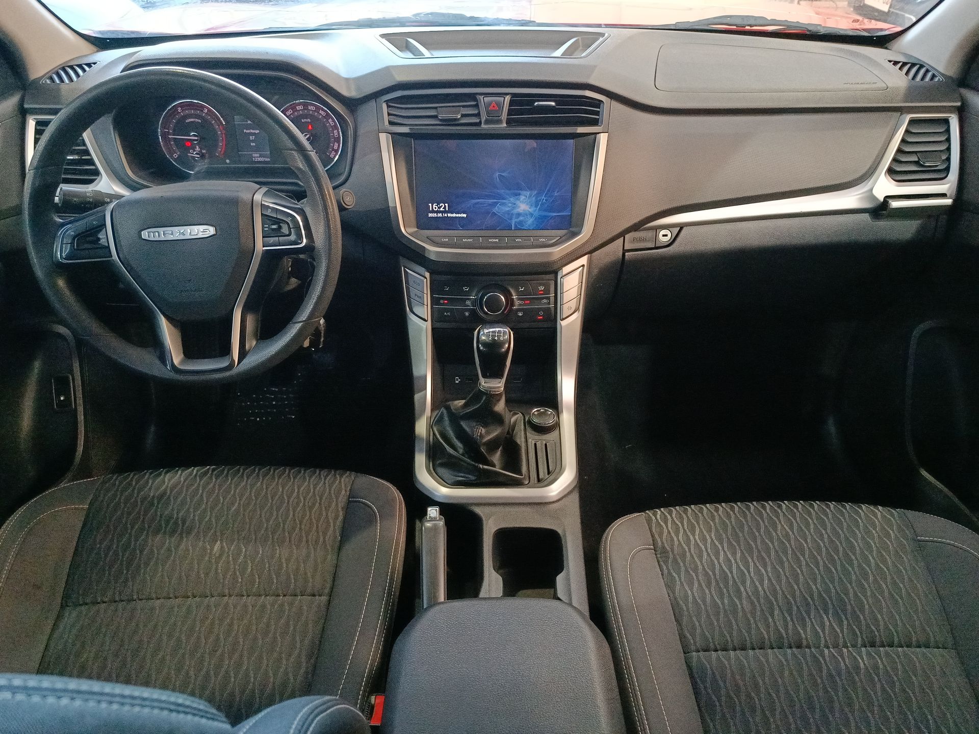 MAXUS - 27
