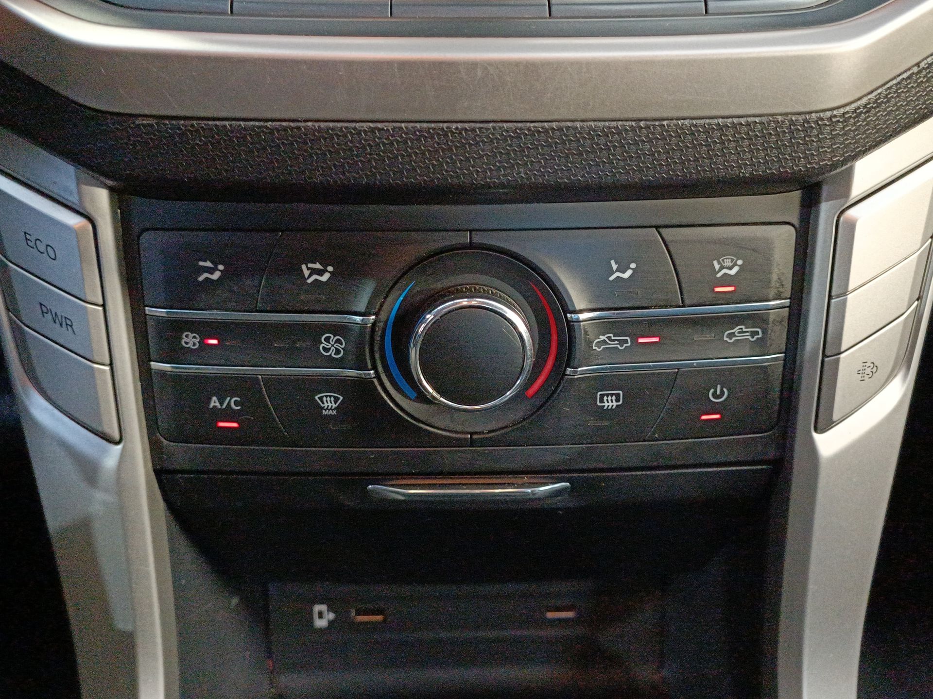 MAXUS - 25