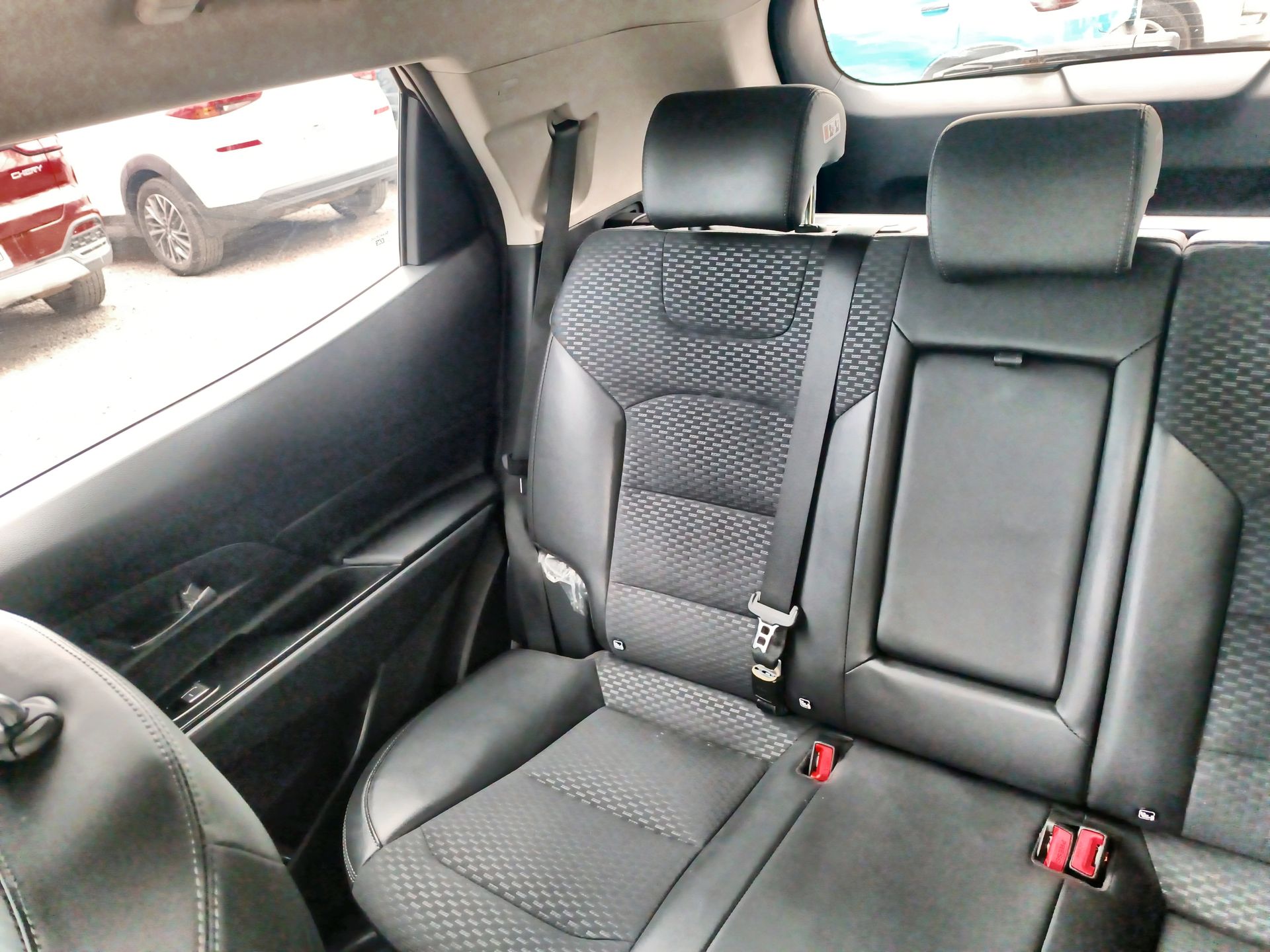 SSANGYONG - 12
