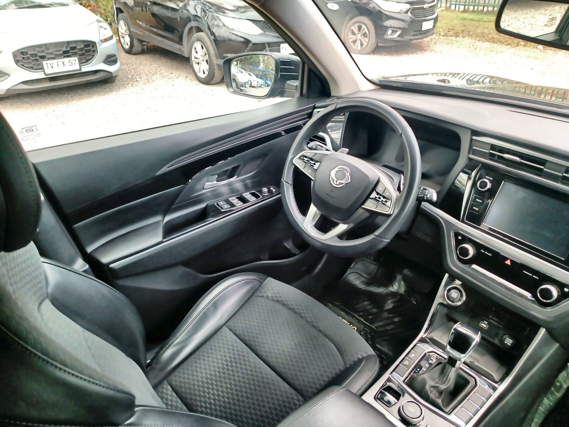 SSANGYONG - 16