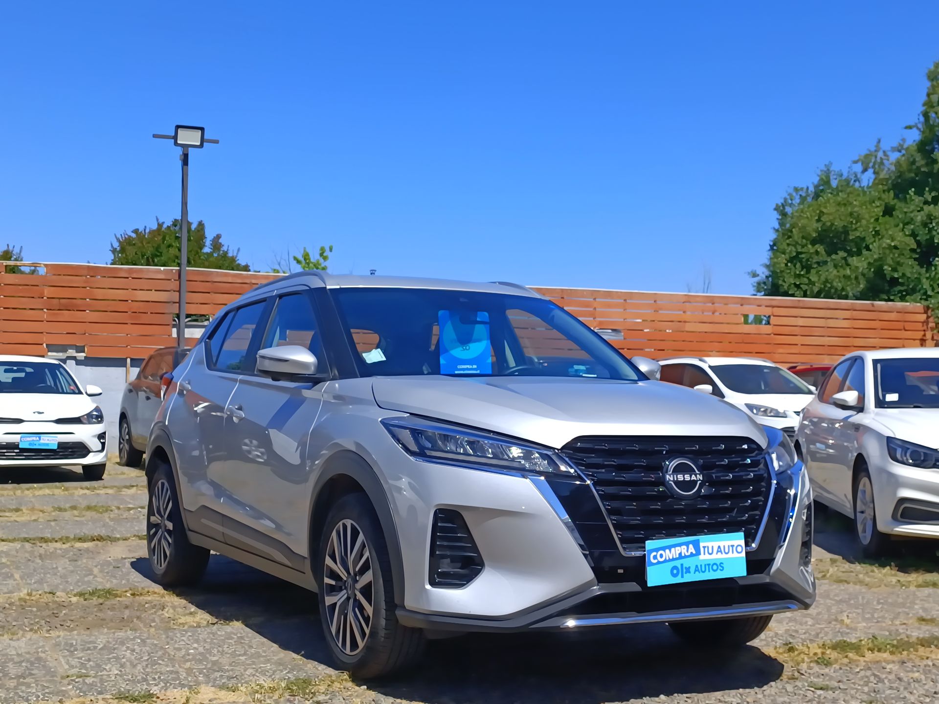 NISSAN KICKS